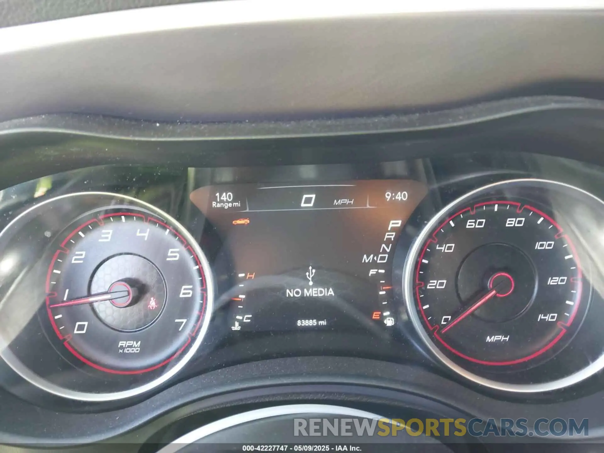 7 fotografías del automóvil dañado 2C3CDXBG6LH234913 DODGE CHARGER 2020
