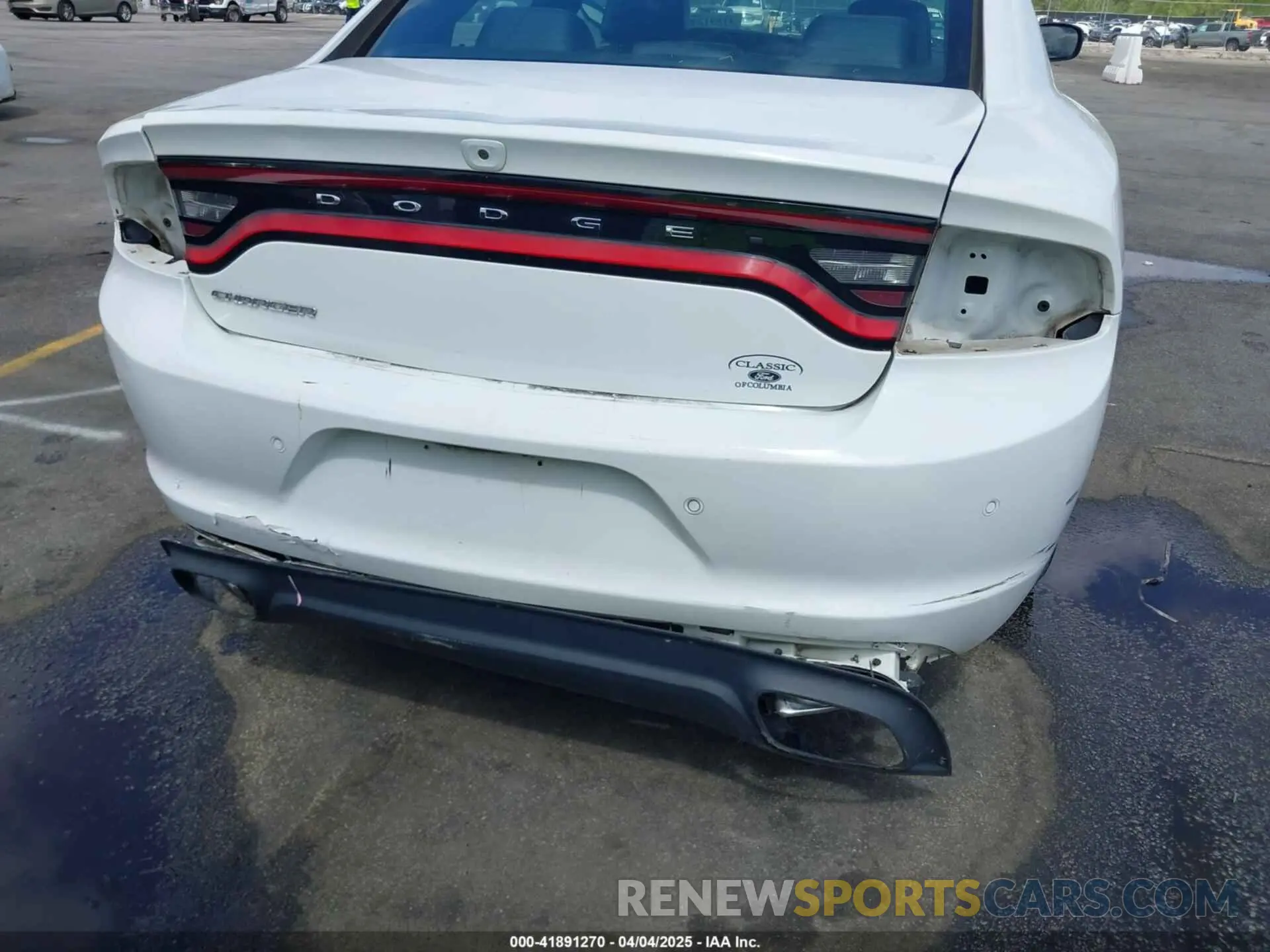 17 fotografías del automóvil dañado 2C3CDXBG7LH100685 DODGE CHARGER 2020