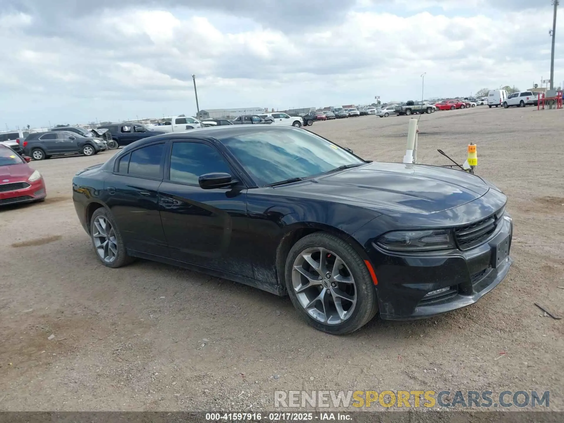 13 fotografías del automóvil dañado 2C3CDXBG7LH133377 DODGE CHARGER 2020