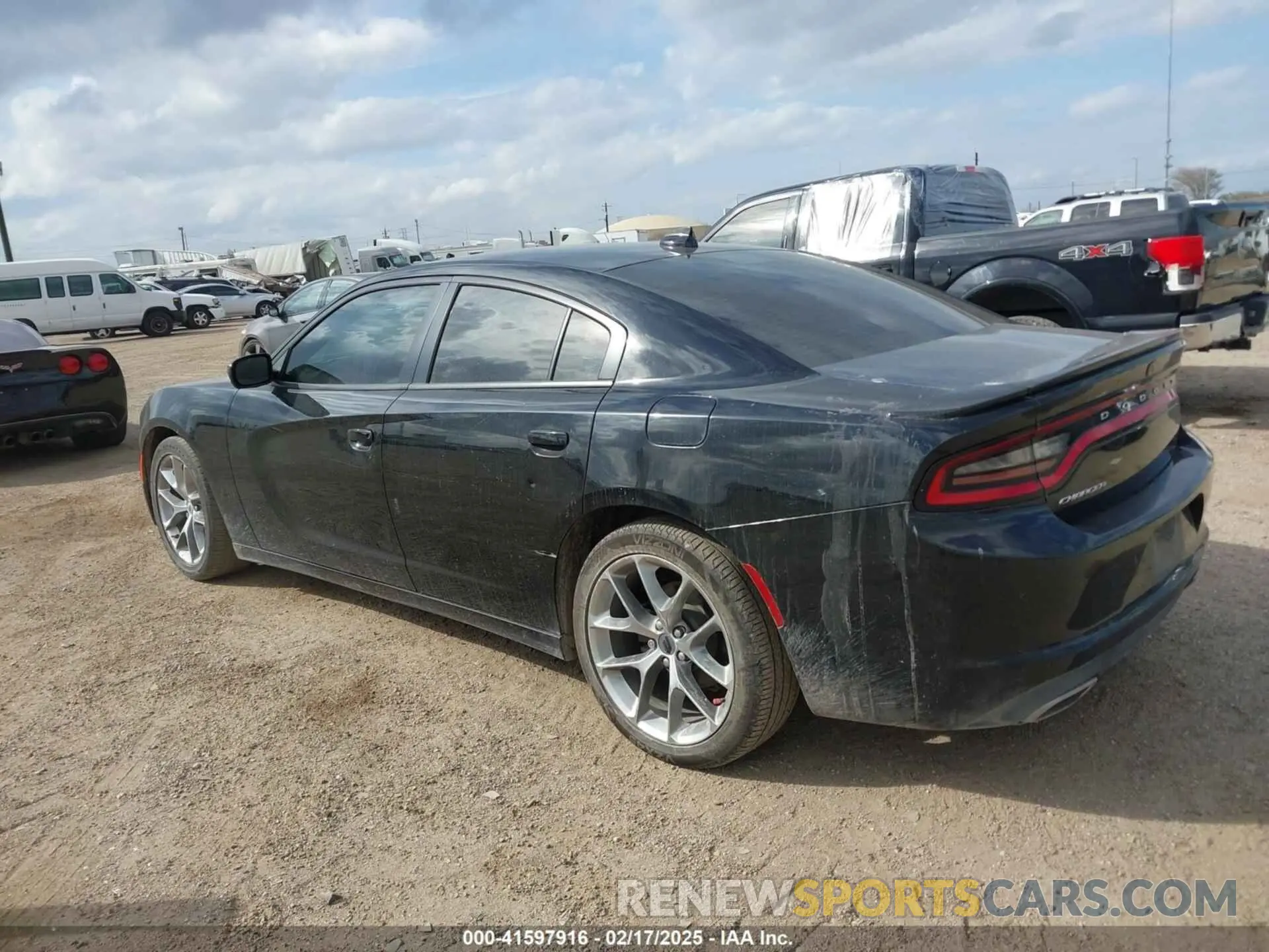 14 fotografías del automóvil dañado 2C3CDXBG7LH133377 DODGE CHARGER 2020