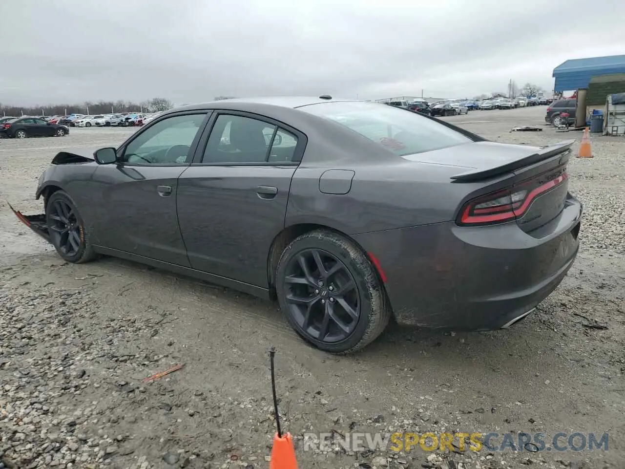 2 fotografías del automóvil dañado 2C3CDXBG9LH117181 DODGE CHARGER 2020