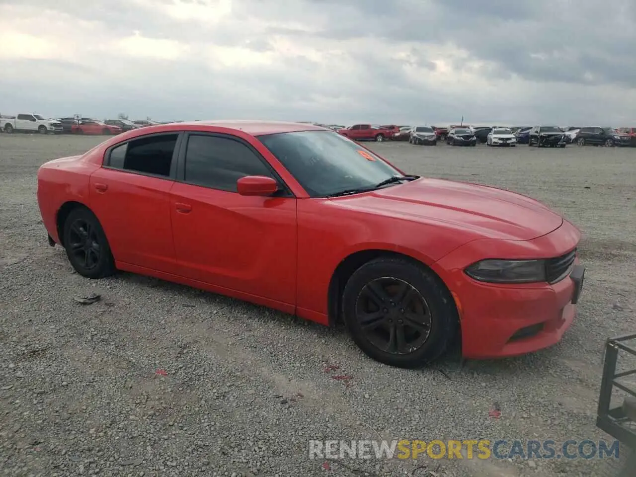4 fotografías del automóvil dañado 2C3CDXBG9LH117987 DODGE CHARGER 2020