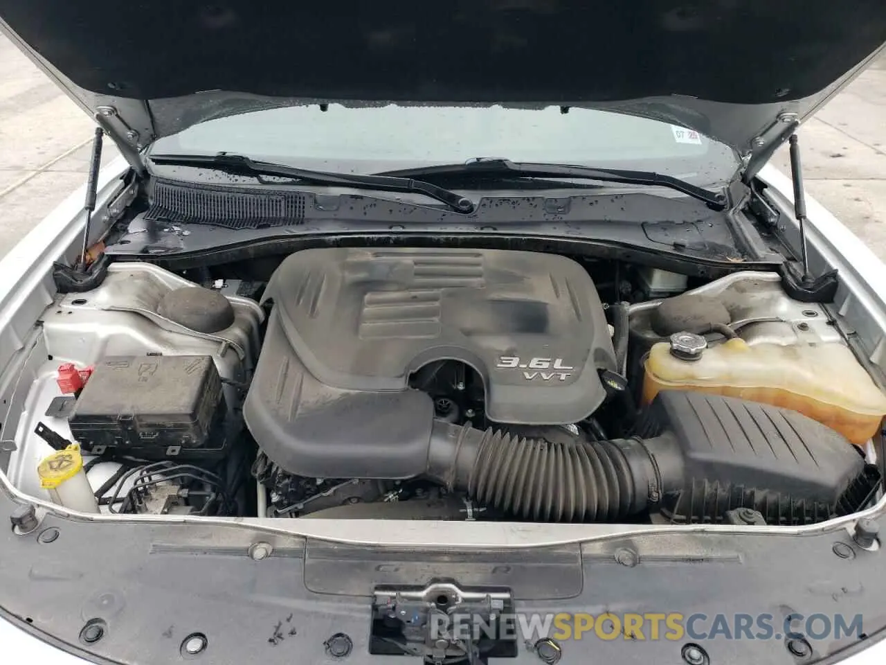 11 fotografías del automóvil dañado 2C3CDXBG9LH176716 DODGE CHARGER 2020