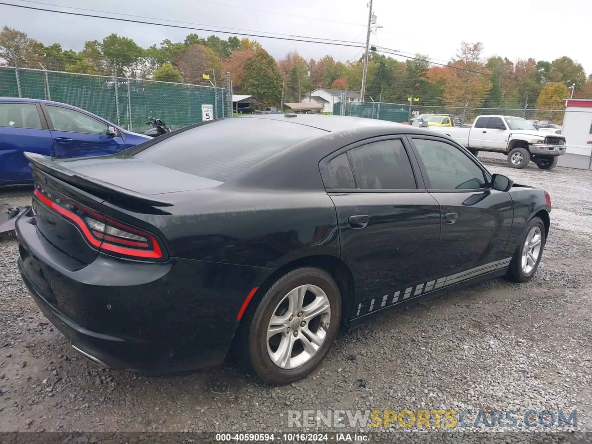 4 fotografías del automóvil dañado 2C3CDXBGXLH116282 DODGE CHARGER 2020