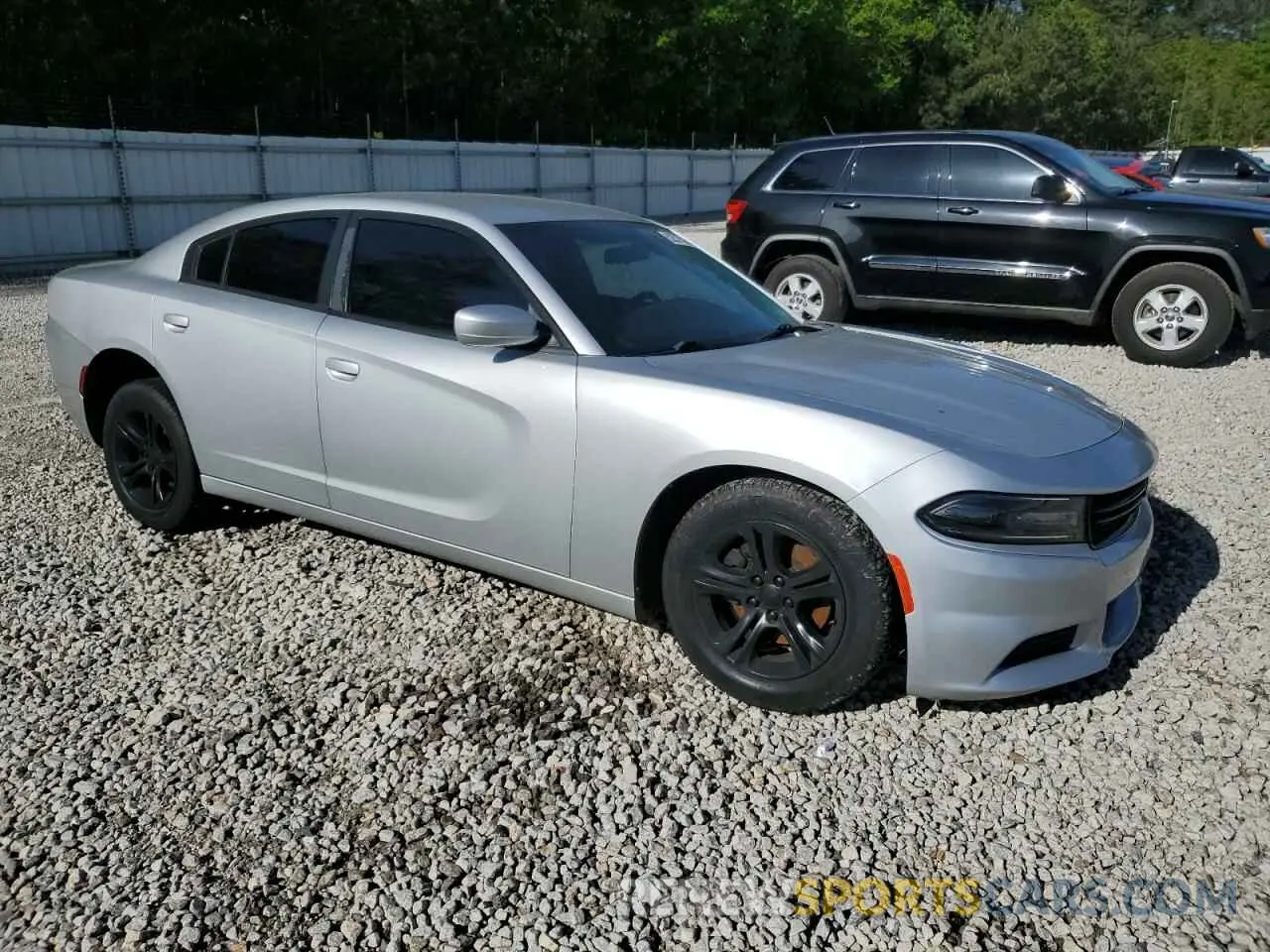 4 fotografías del automóvil dañado 2C3CDXBGXLH163537 DODGE CHARGER 2020