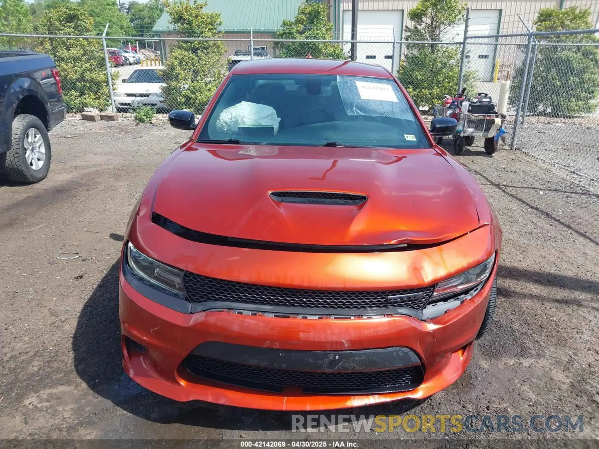 12 fotografías del automóvil dañado 2C3CDXCT7LH176452 DODGE CHARGER 2020