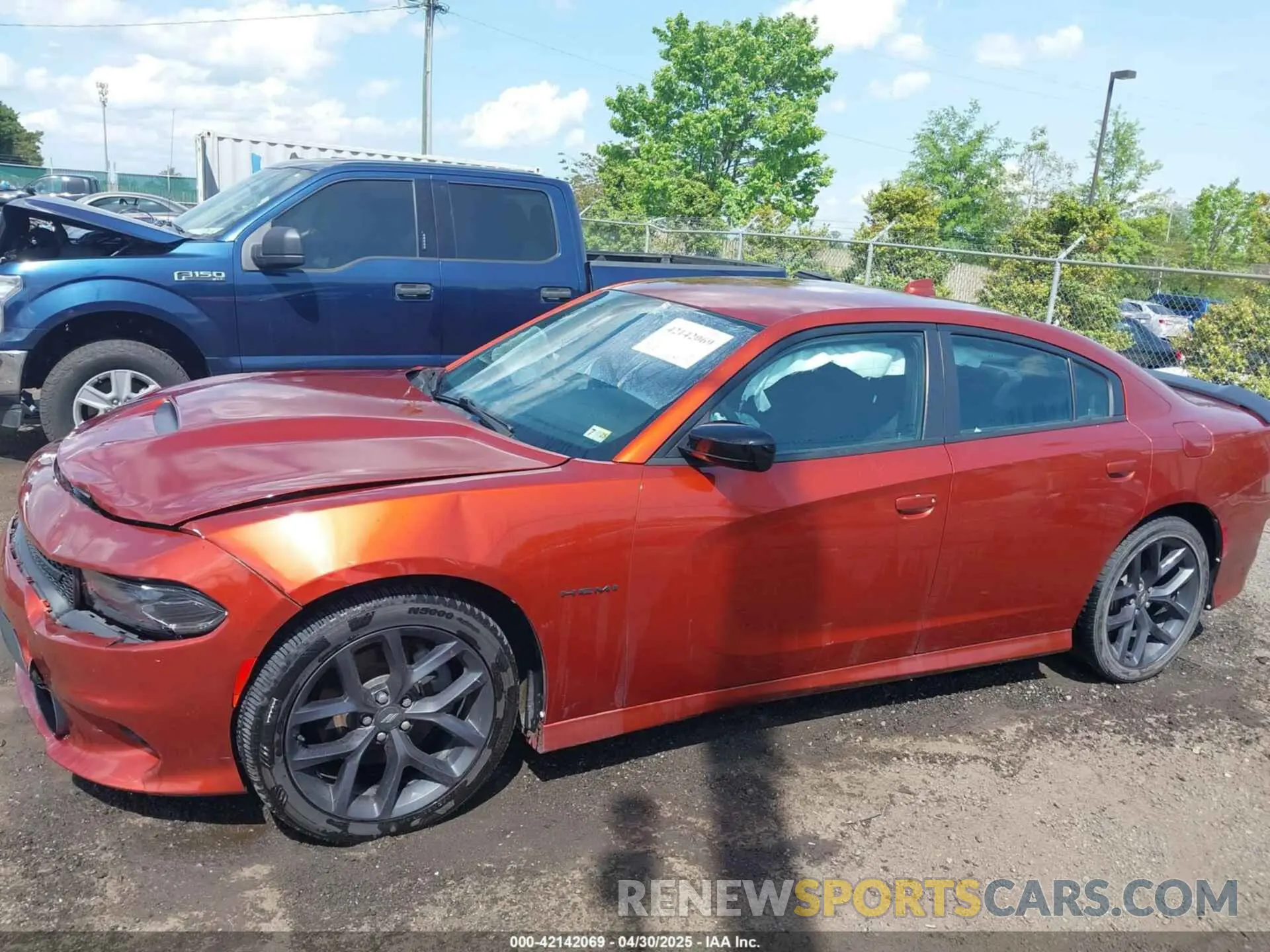 14 fotografías del automóvil dañado 2C3CDXCT7LH176452 DODGE CHARGER 2020