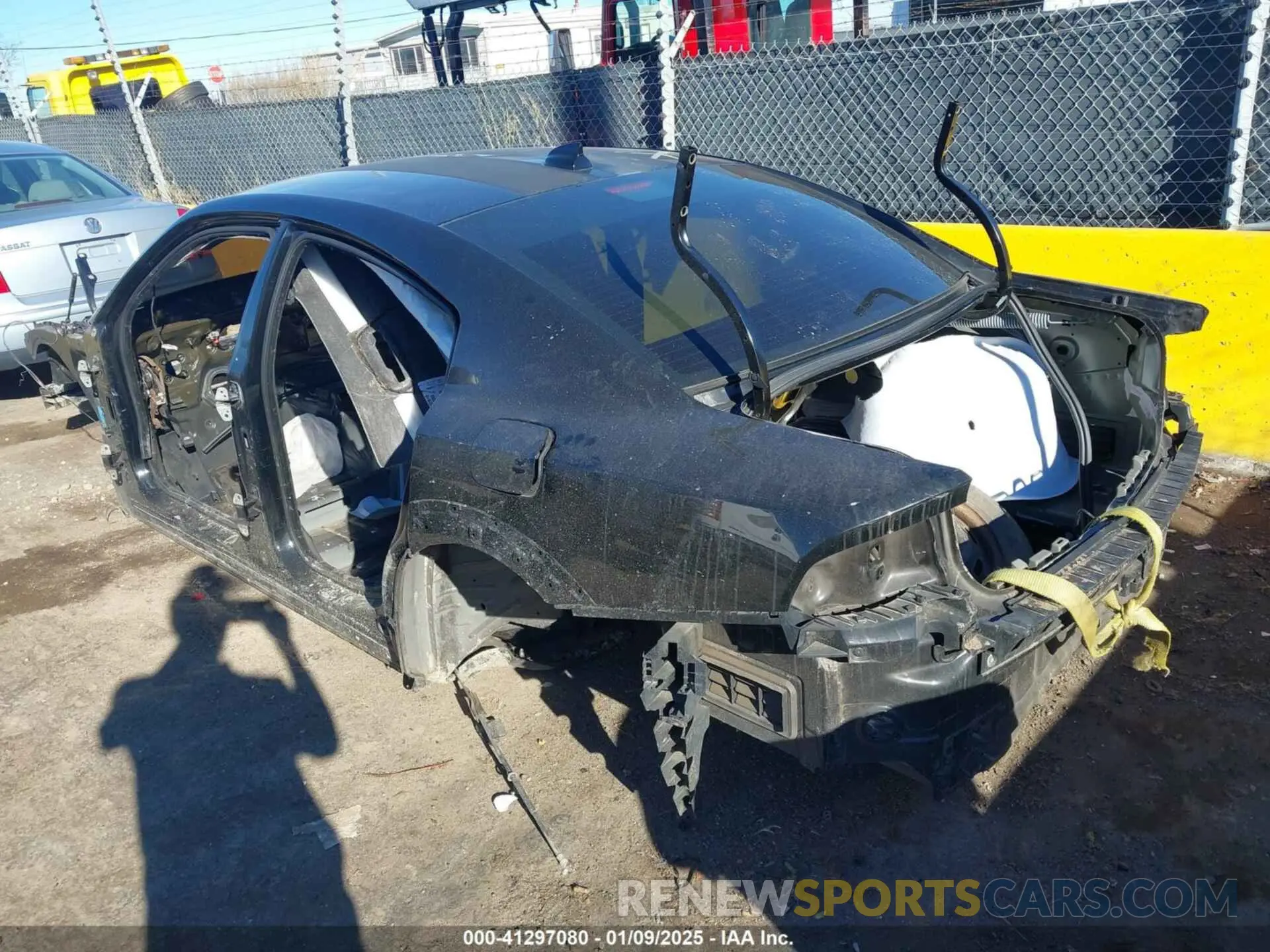 3 fotografías del automóvil dañado 2C3CDXGJ1LH160546 DODGE CHARGER 2020
