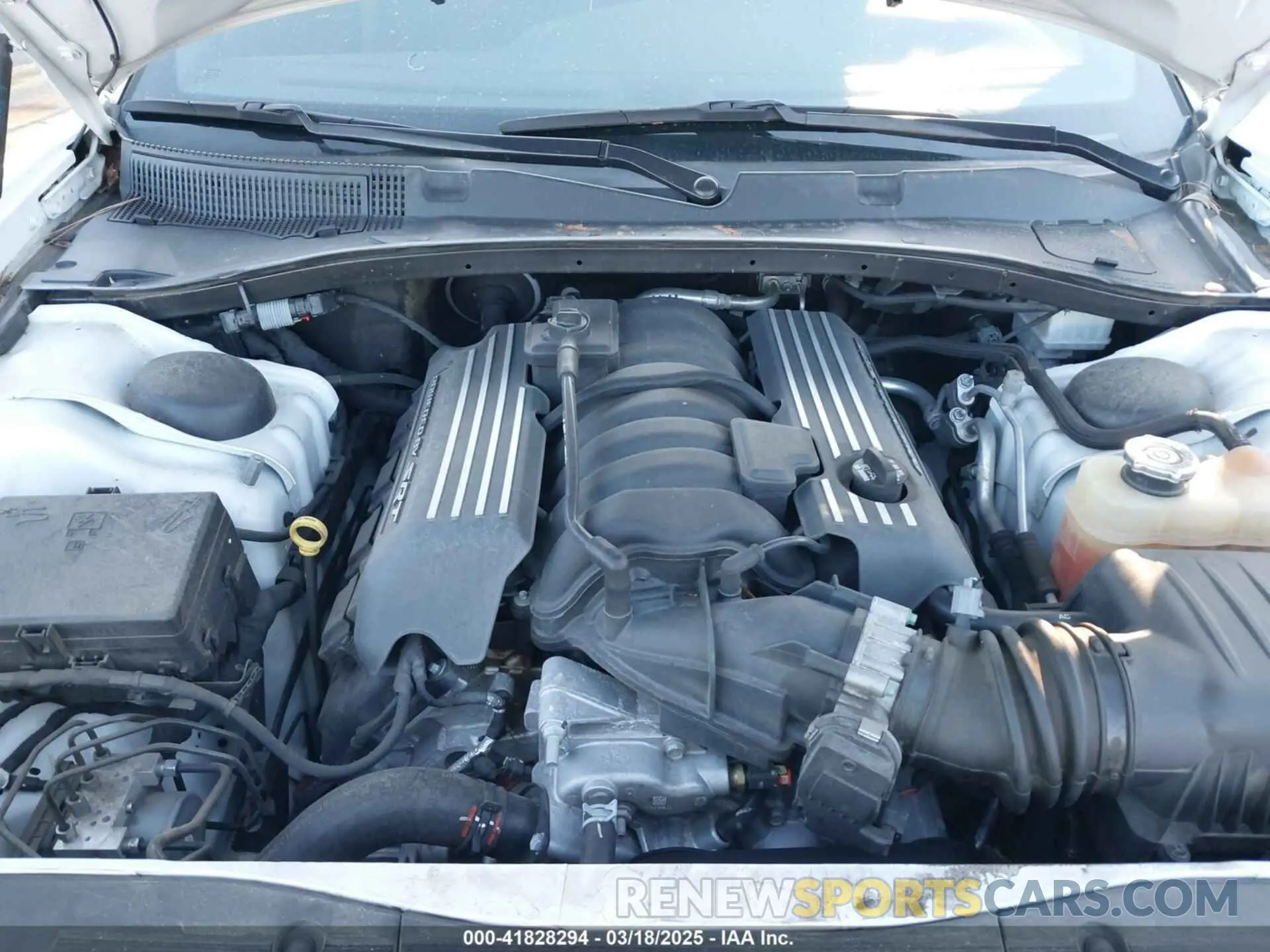 10 fotografías del automóvil dañado 2C3CDXGJ3LH244092 DODGE CHARGER 2020