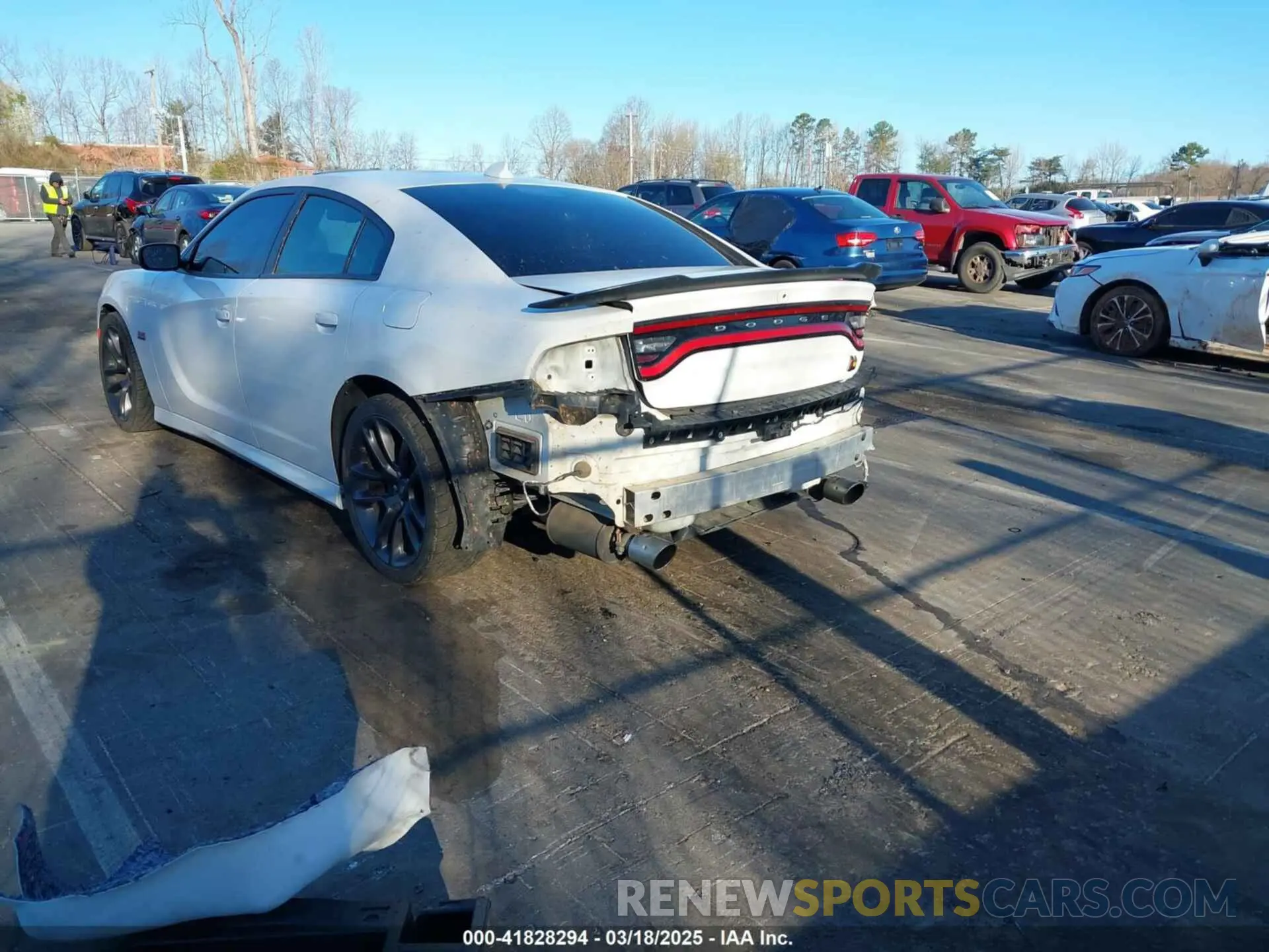 3 fotografías del automóvil dañado 2C3CDXGJ3LH244092 DODGE CHARGER 2020