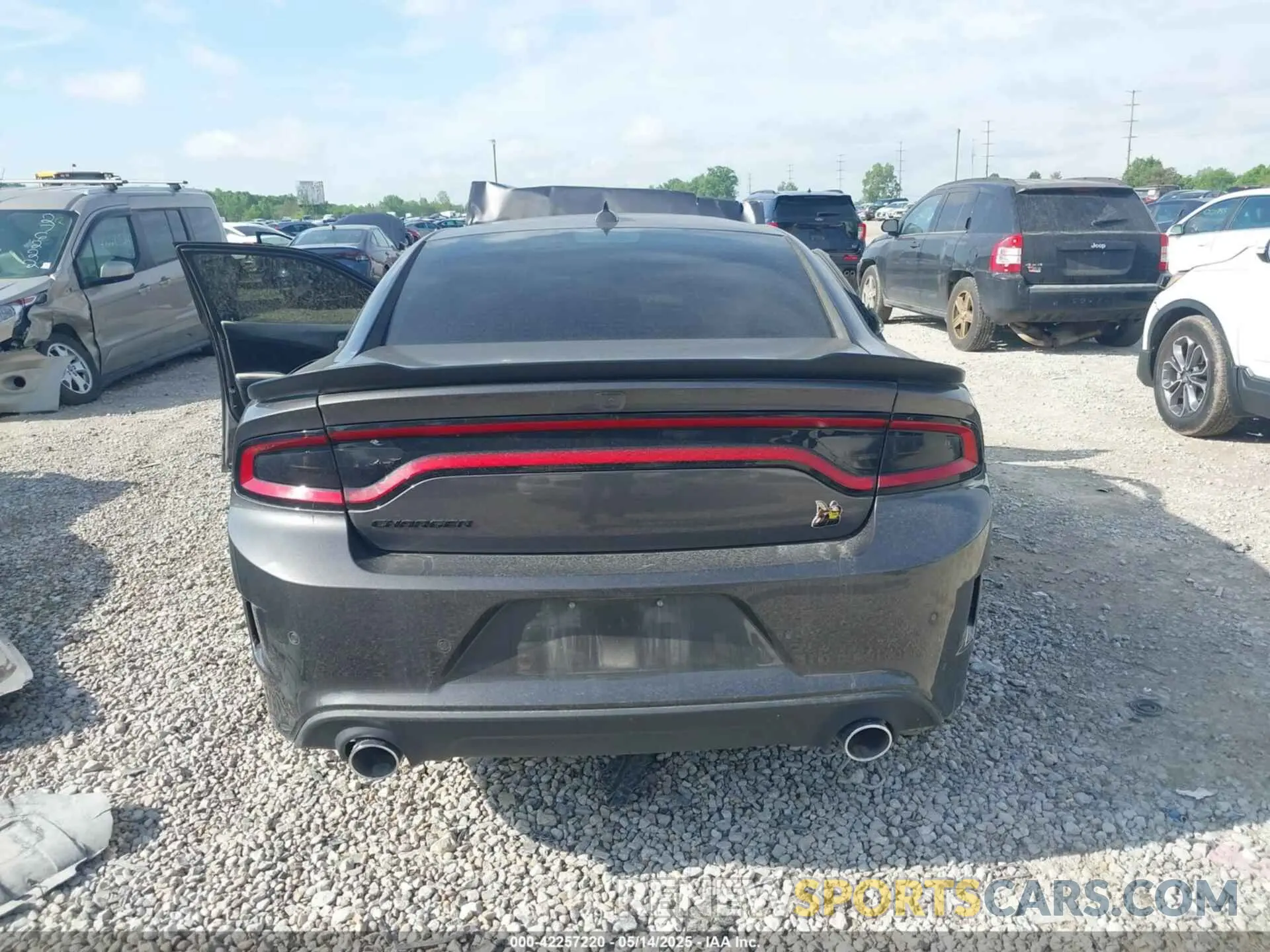 17 fotografías del automóvil dañado 2C3CDXGJ3LH244464 DODGE CHARGER 2020