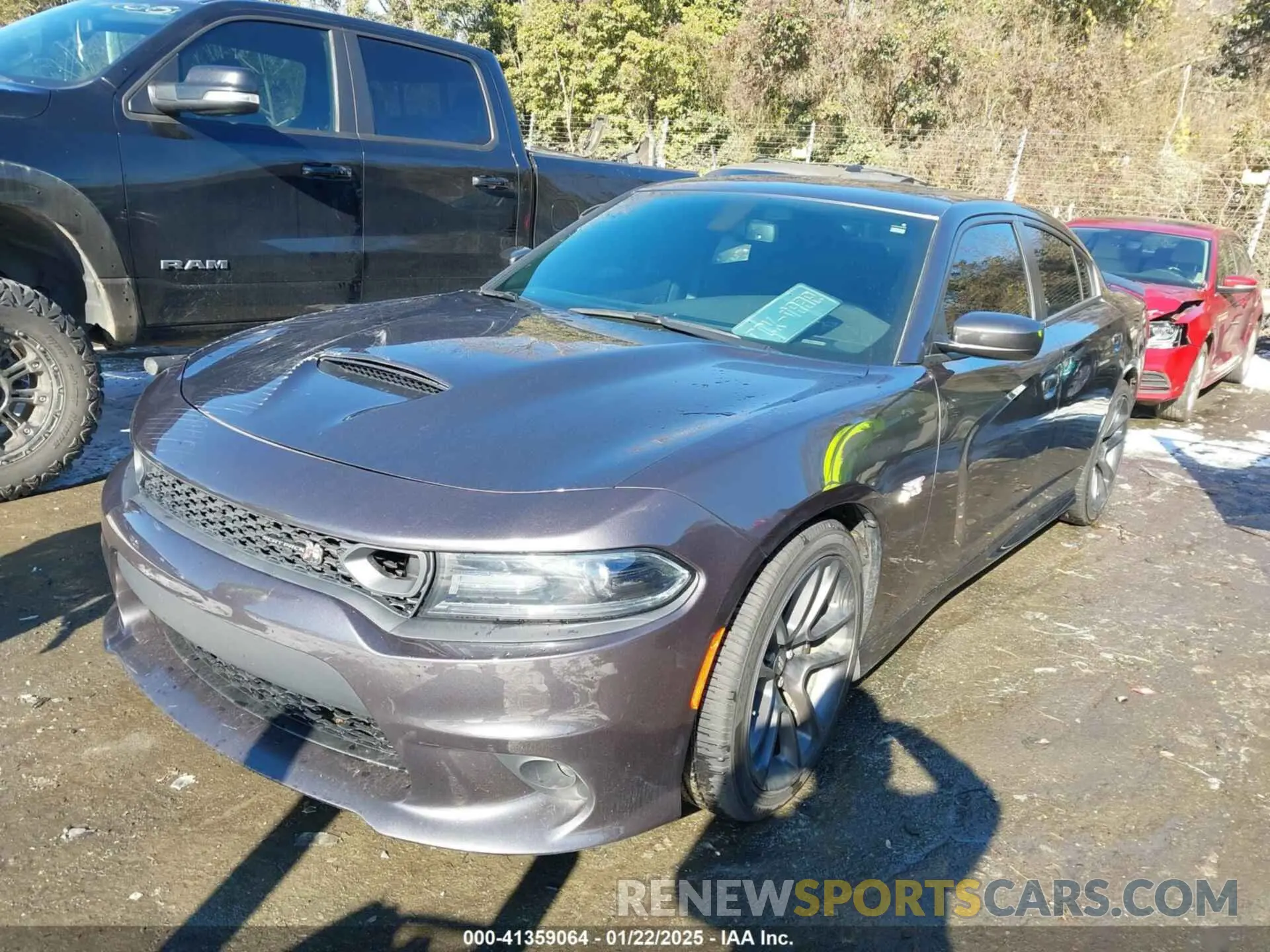 2 fotografías del automóvil dañado 2C3CDXGJ7LH242443 DODGE CHARGER 2020