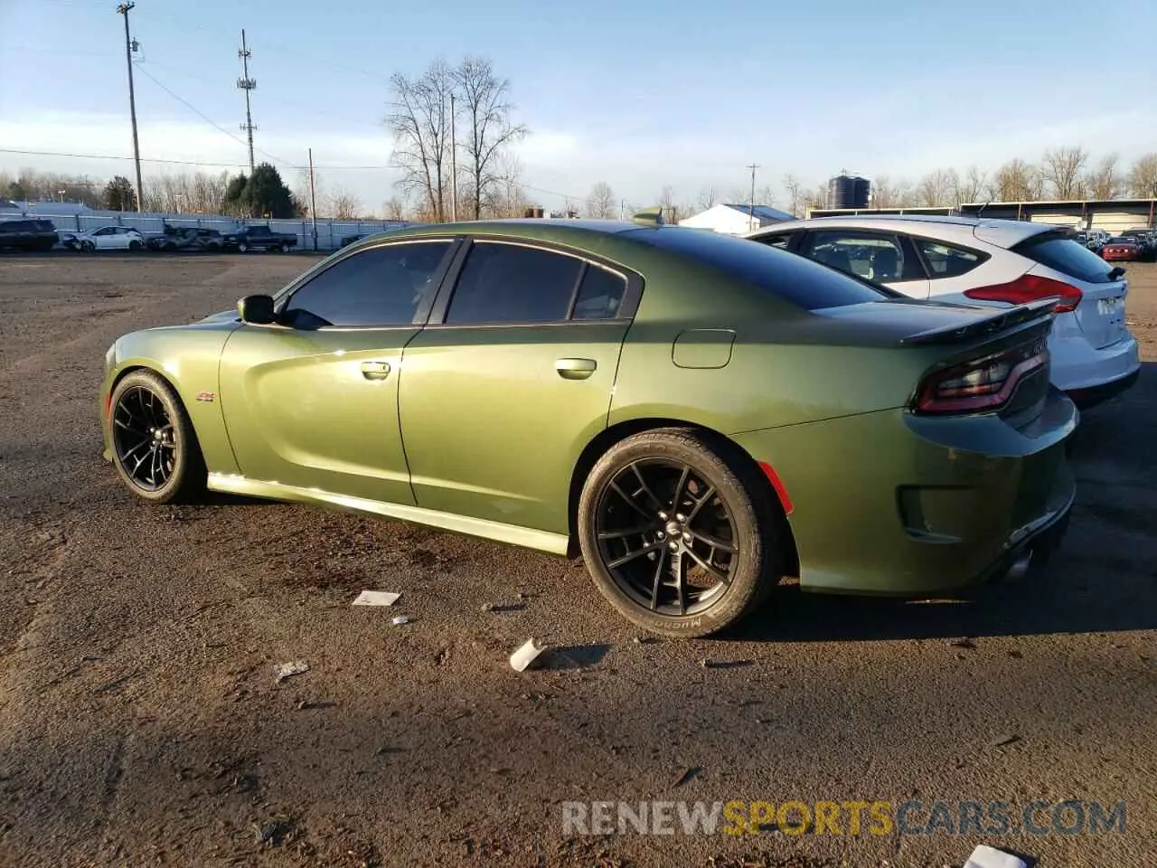 2 fotografías del automóvil dañado 2C3CDXGJ8LH136602 DODGE CHARGER 2020
