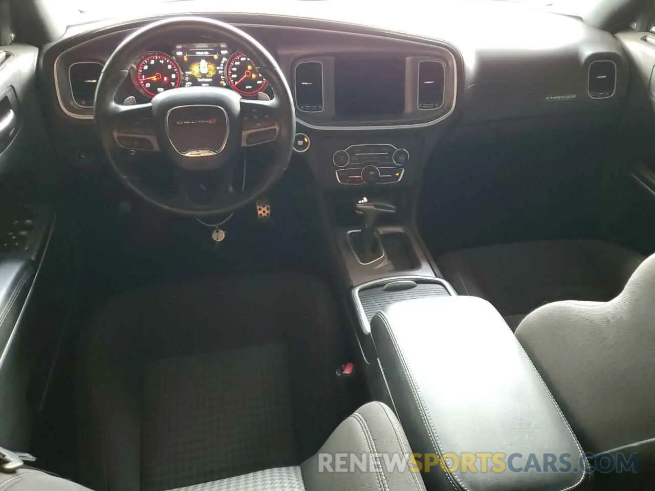8 fotografías del automóvil dañado 2C3CDXGJ9LH226180 DODGE CHARGER 2020