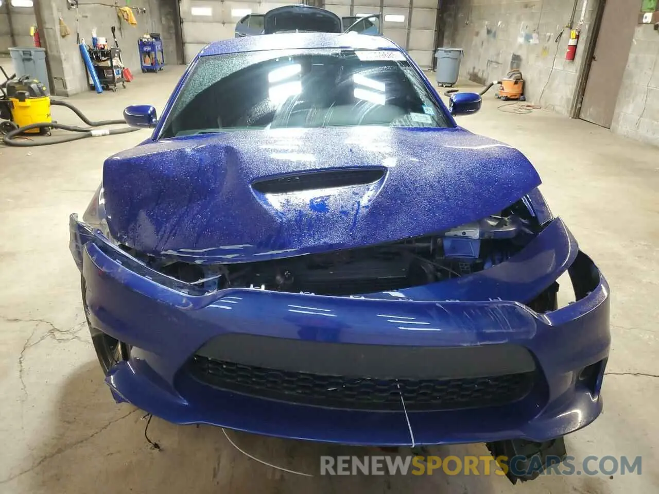 5 fotografías del automóvil dañado 2C3CDXGJXLH181329 DODGE CHARGER 2020