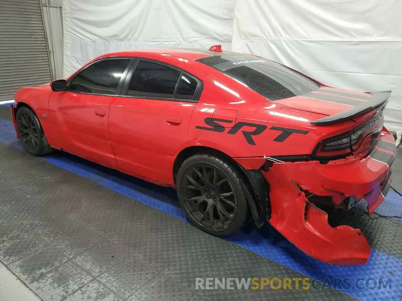 2 fotografías del automóvil dañado 2C3CDXGJXLH254814 DODGE CHARGER 2020
