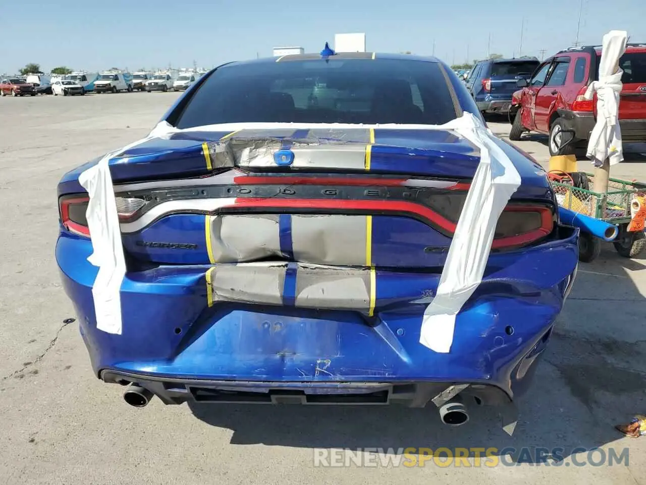 6 fotografías del automóvil dañado 2C3CDXHG1LH109003 DODGE CHARGER 2020