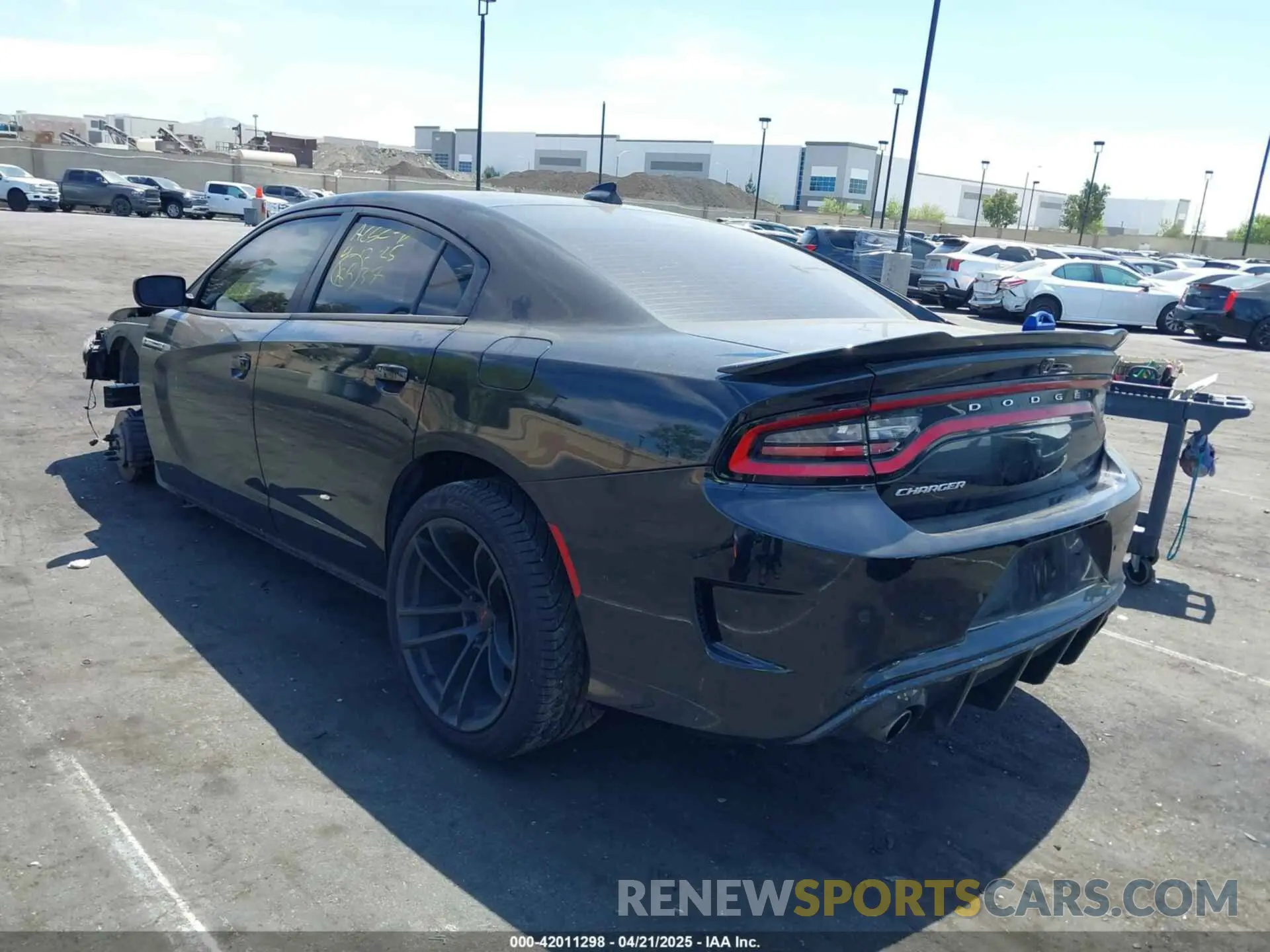 3 fotografías del automóvil dañado 2C3CDXHG5LH199465 DODGE CHARGER 2020