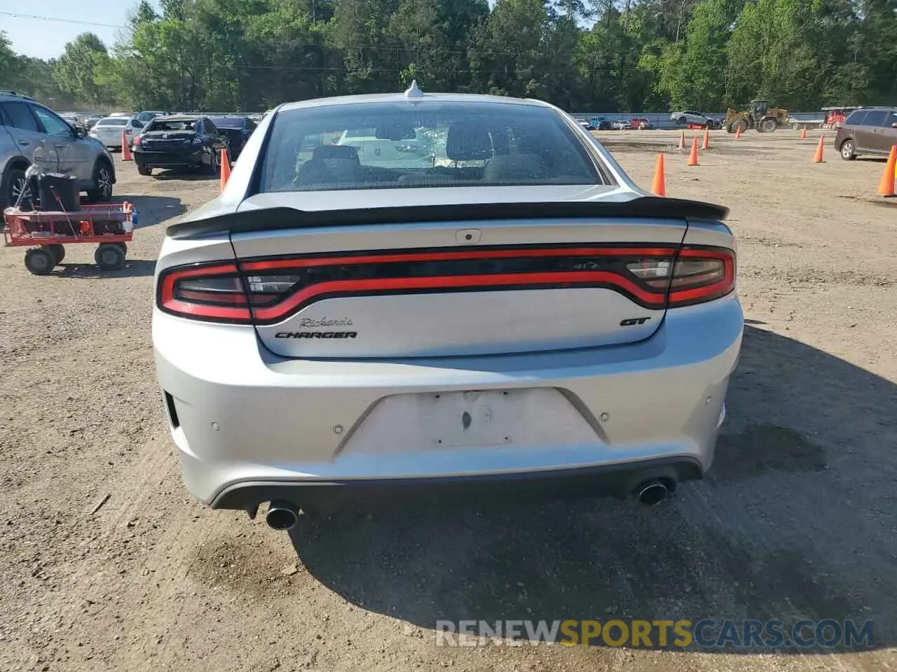 6 fotografías del automóvil dañado 2C3CDXHG7LH134326 DODGE CHARGER 2020
