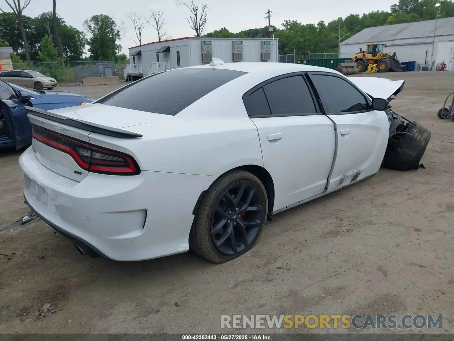 4 fotografías del automóvil dañado 2C3CDXHG7LH138246 DODGE CHARGER 2020