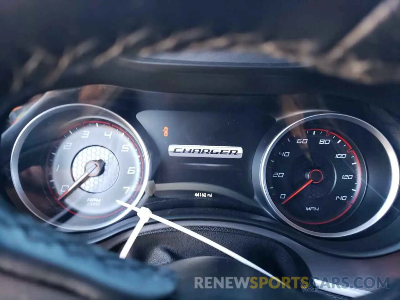 9 fotografías del automóvil dañado 2C3CDXHG8LH186483 DODGE CHARGER 2020
