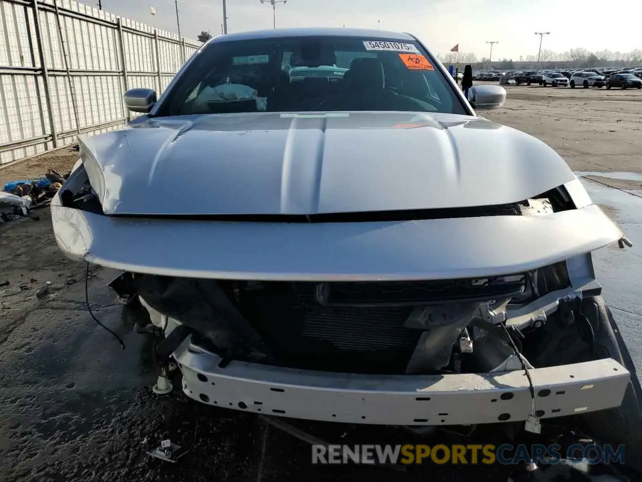 5 fotografías del automóvil dañado 2C3CDXJG2LH183783 DODGE CHARGER 2020