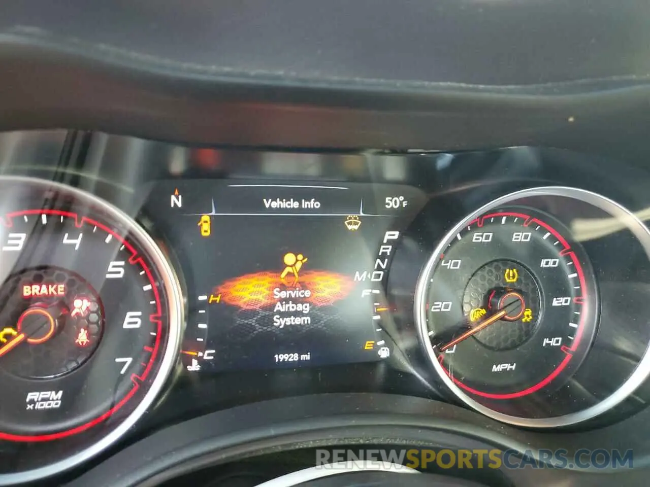9 fotografías del automóvil dañado 2C3CDXJG2LH183783 DODGE CHARGER 2020
