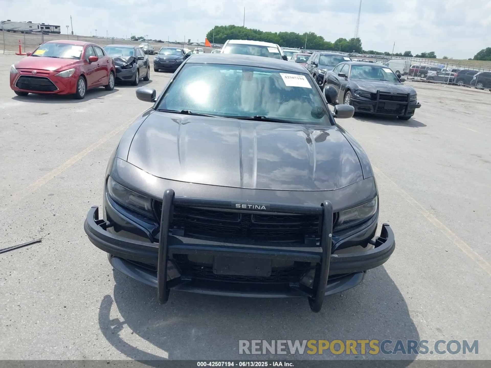 12 fotografías del automóvil dañado 2C3CDXKT4LH127498 DODGE CHARGER 2020