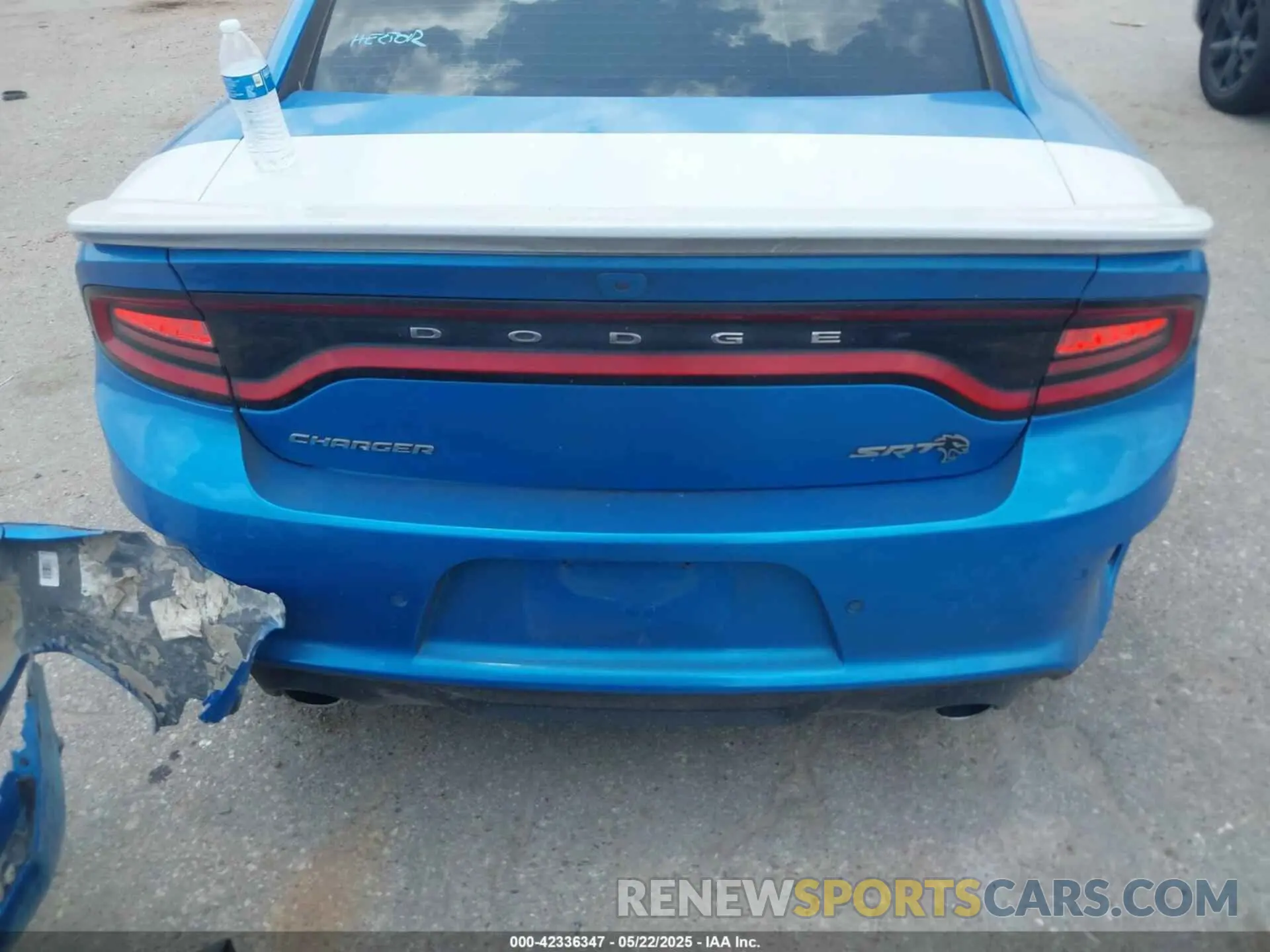 17 fotografías del automóvil dañado 2C3CDXL92LH116048 DODGE CHARGER 2020