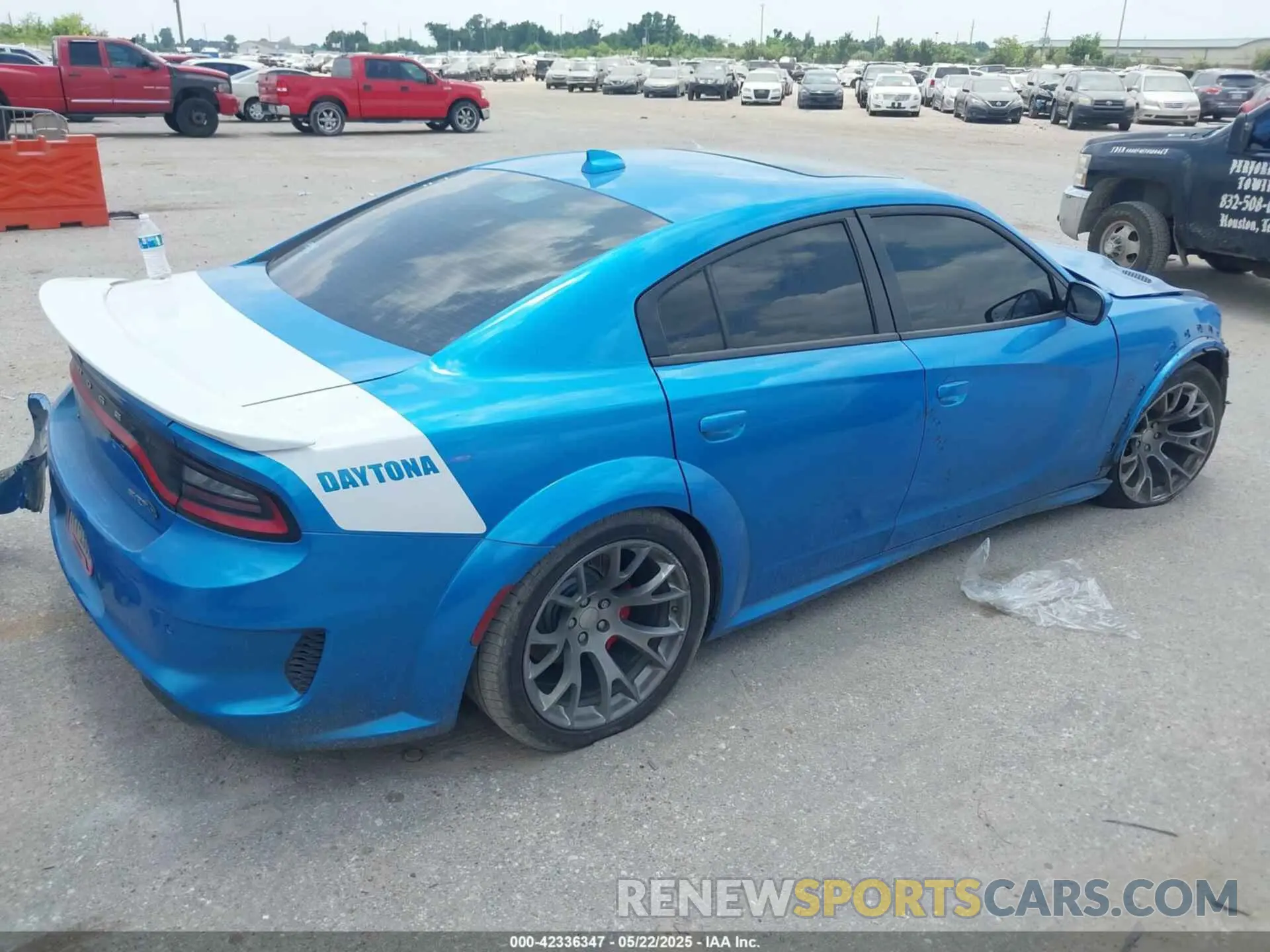 4 fotografías del automóvil dañado 2C3CDXL92LH116048 DODGE CHARGER 2020