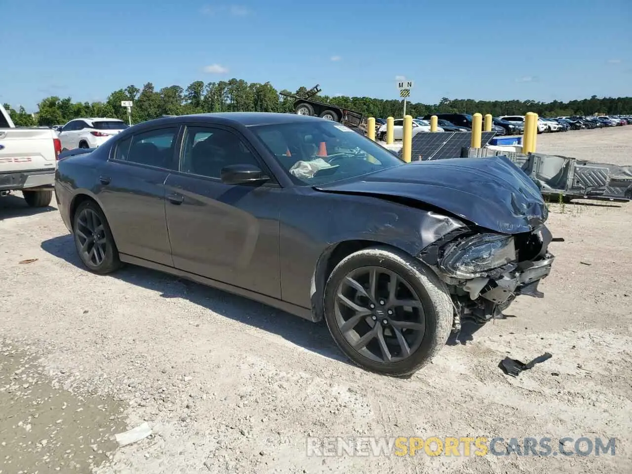 4 fotografías del automóvil dañado 2C3CDXBG1MH644066 DODGE CHARGER 2021