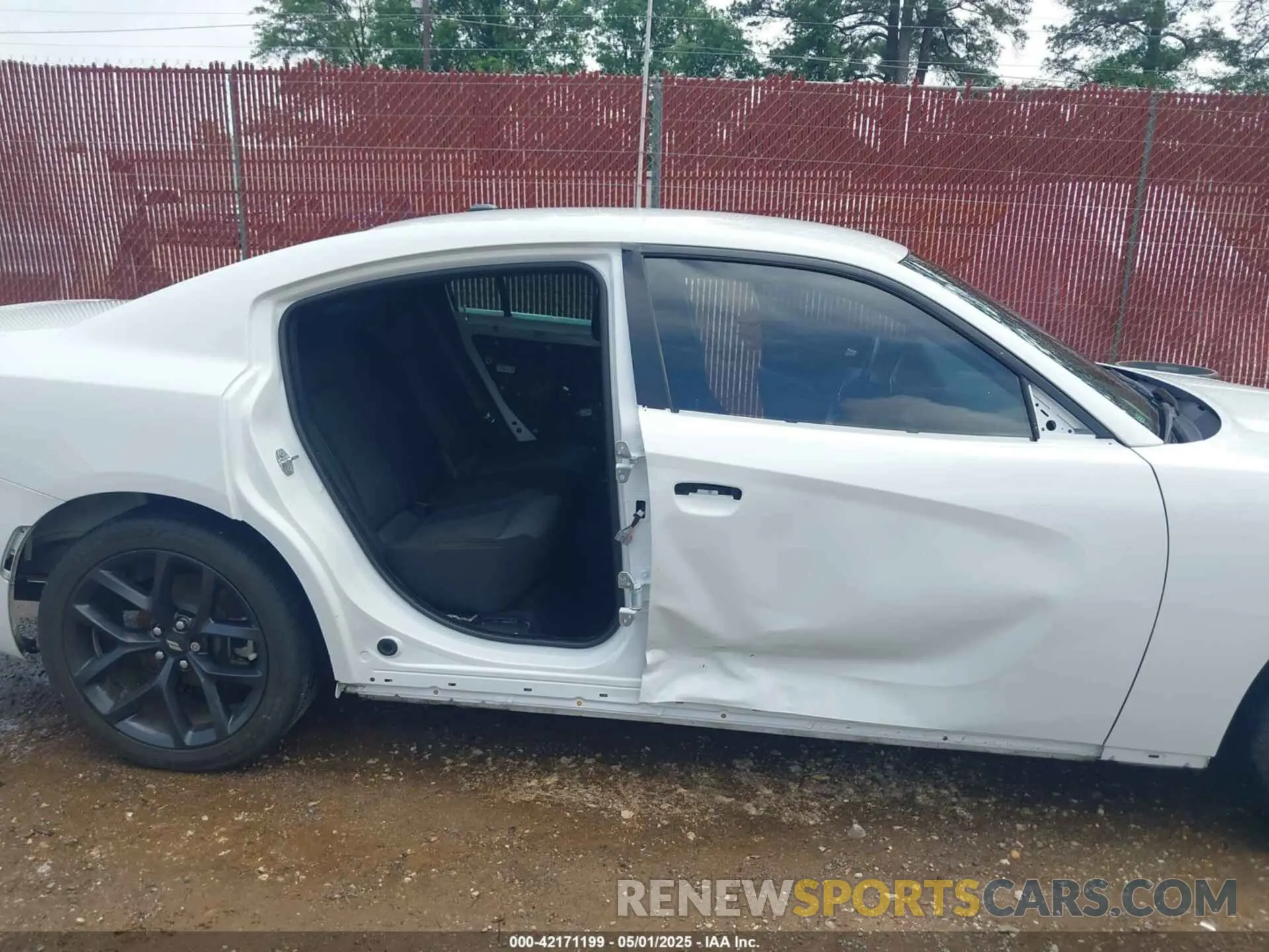6 fotografías del automóvil dañado 2C3CDXBG1MH677746 DODGE CHARGER 2021