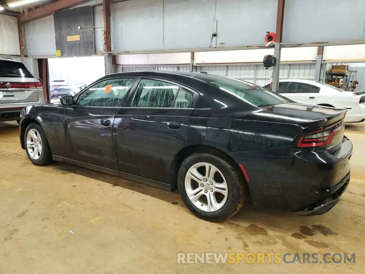 2 fotografías del automóvil dañado 2C3CDXBG2MH514961 DODGE CHARGER 2021