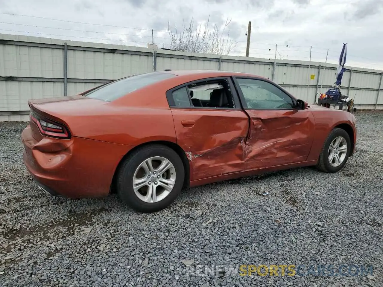 3 fotografías del automóvil dañado 2C3CDXBG3MH548228 DODGE CHARGER 2021