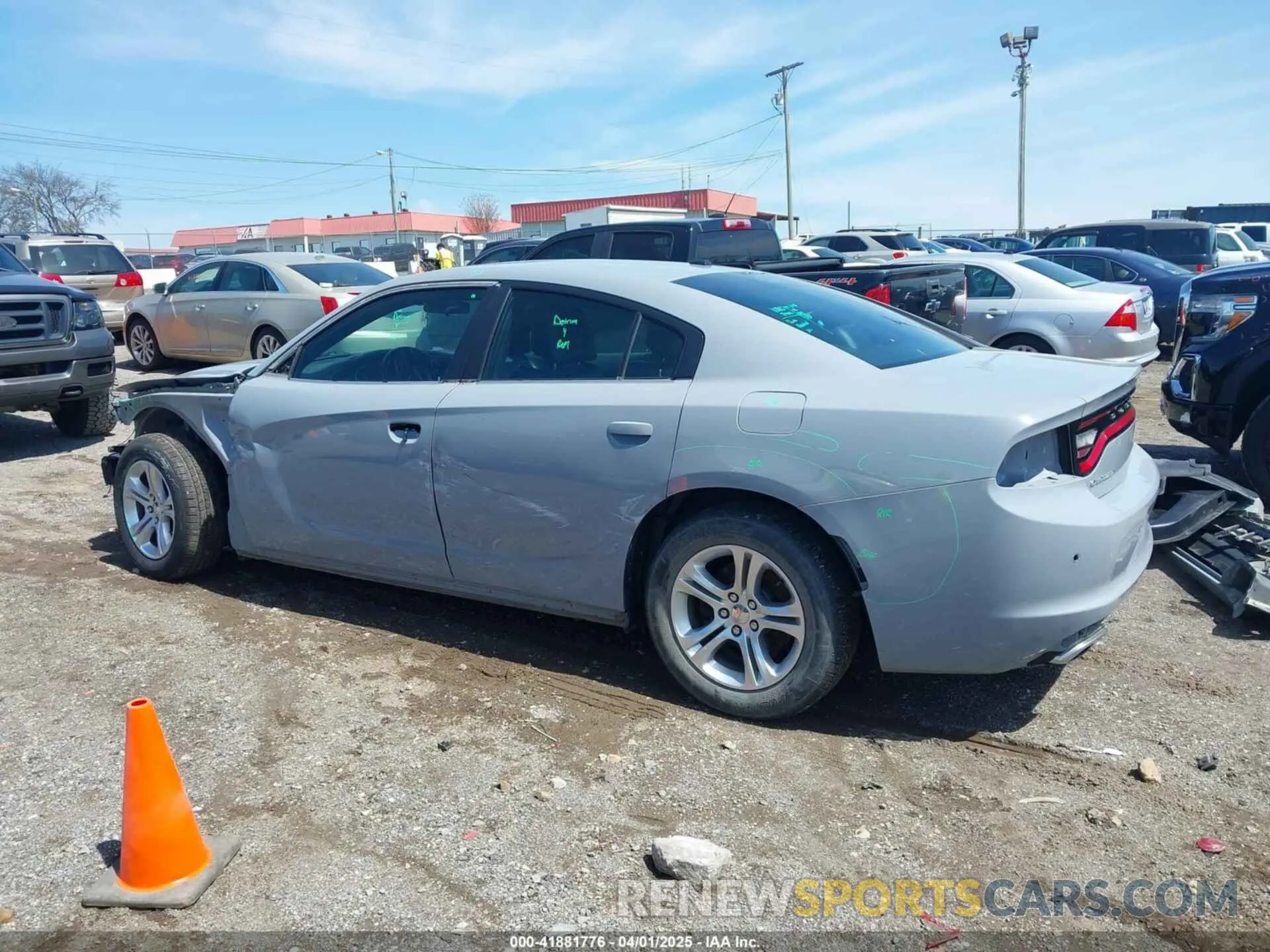 15 fotografías del automóvil dañado 2C3CDXBG3MH548472 DODGE CHARGER 2021