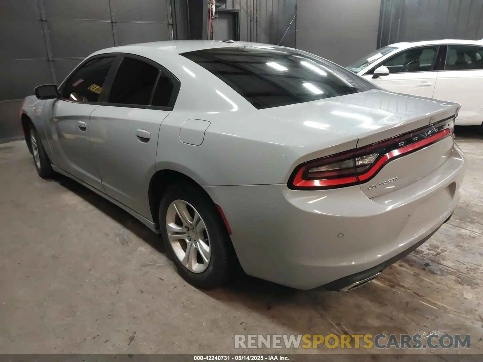 3 fotografías del automóvil dañado 2C3CDXBG4MH543670 DODGE CHARGER 2021