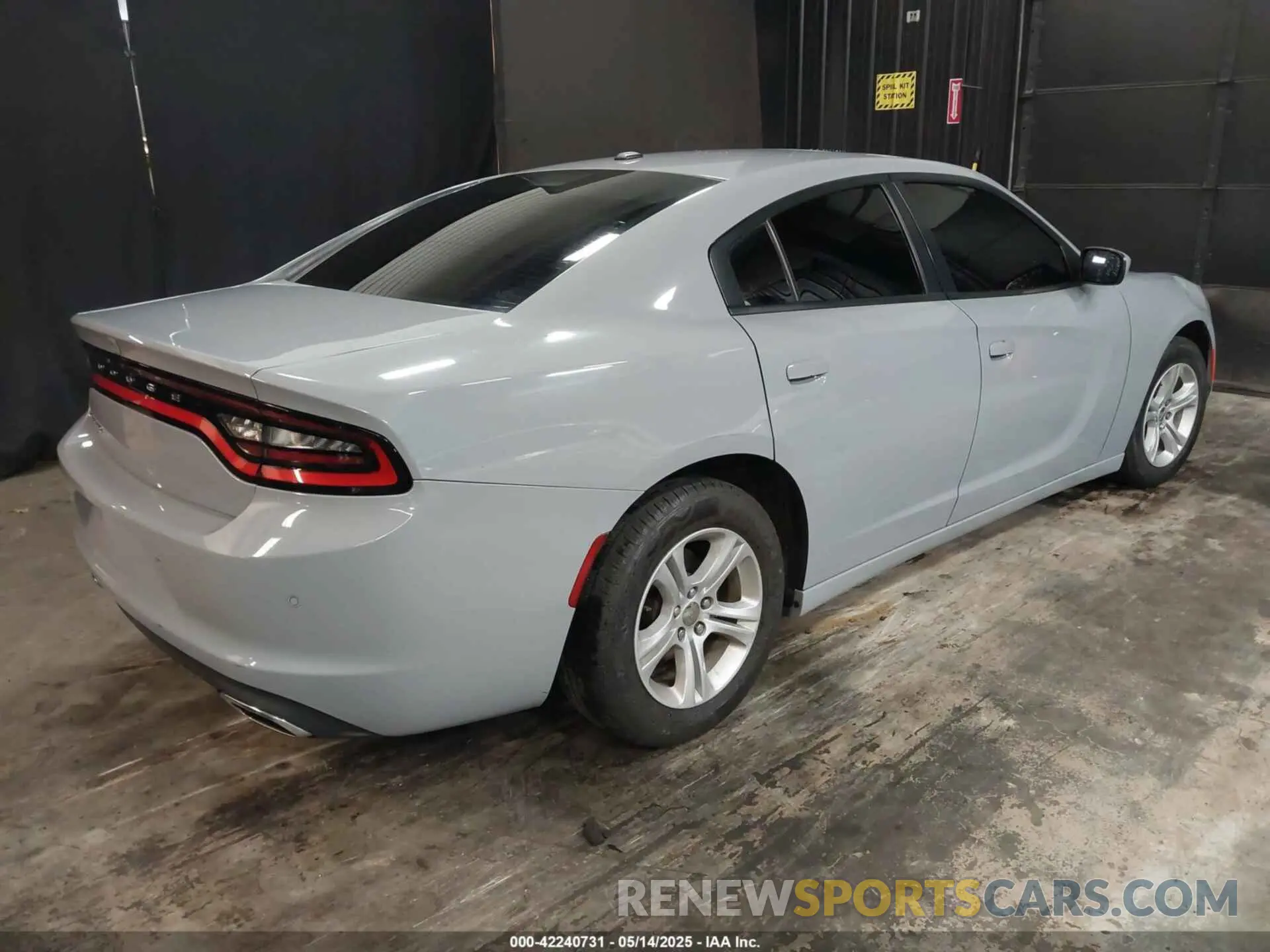 4 fotografías del automóvil dañado 2C3CDXBG4MH543670 DODGE CHARGER 2021