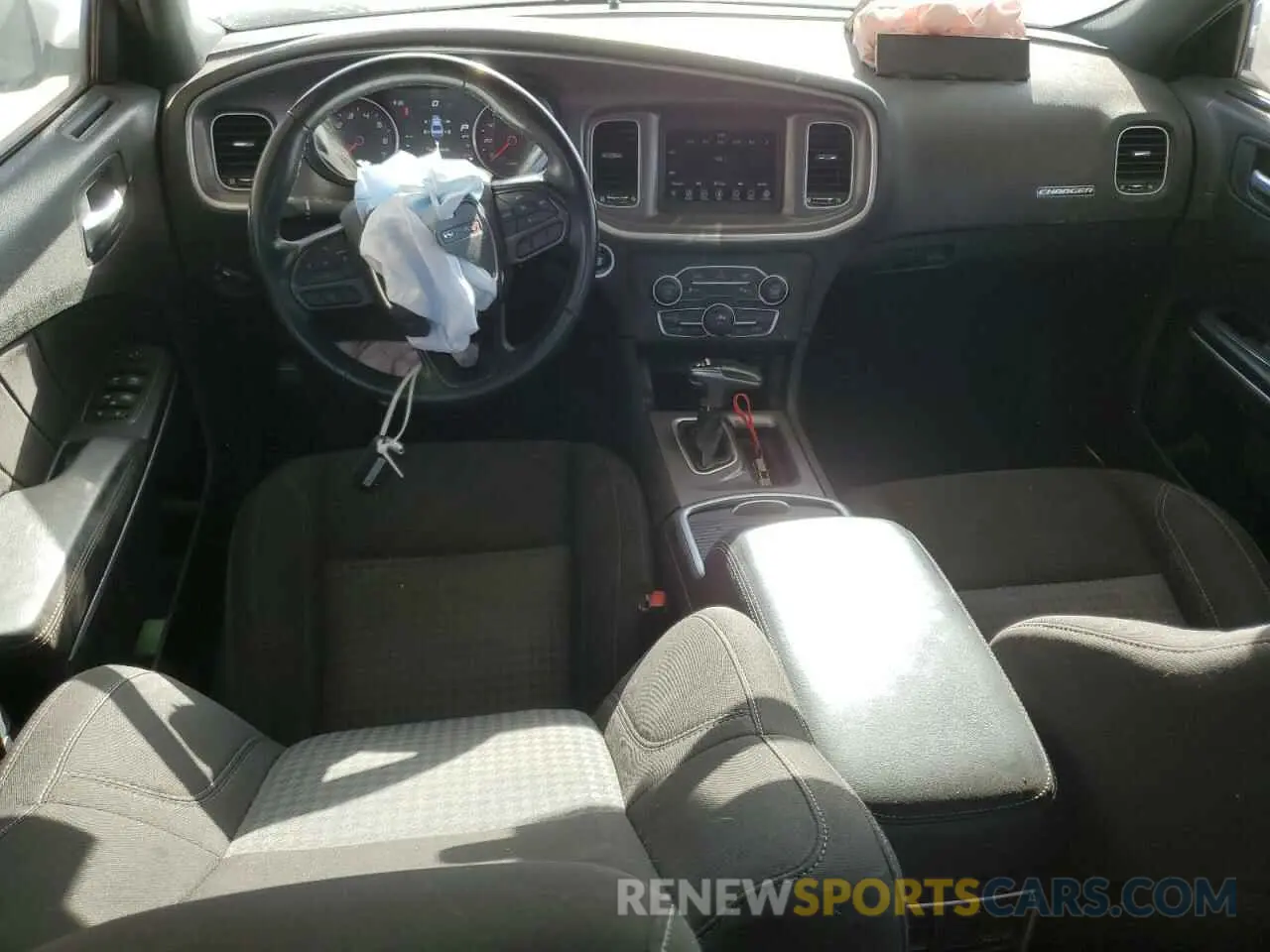 8 fotografías del automóvil dañado 2C3CDXBG4MH679698 DODGE CHARGER 2021