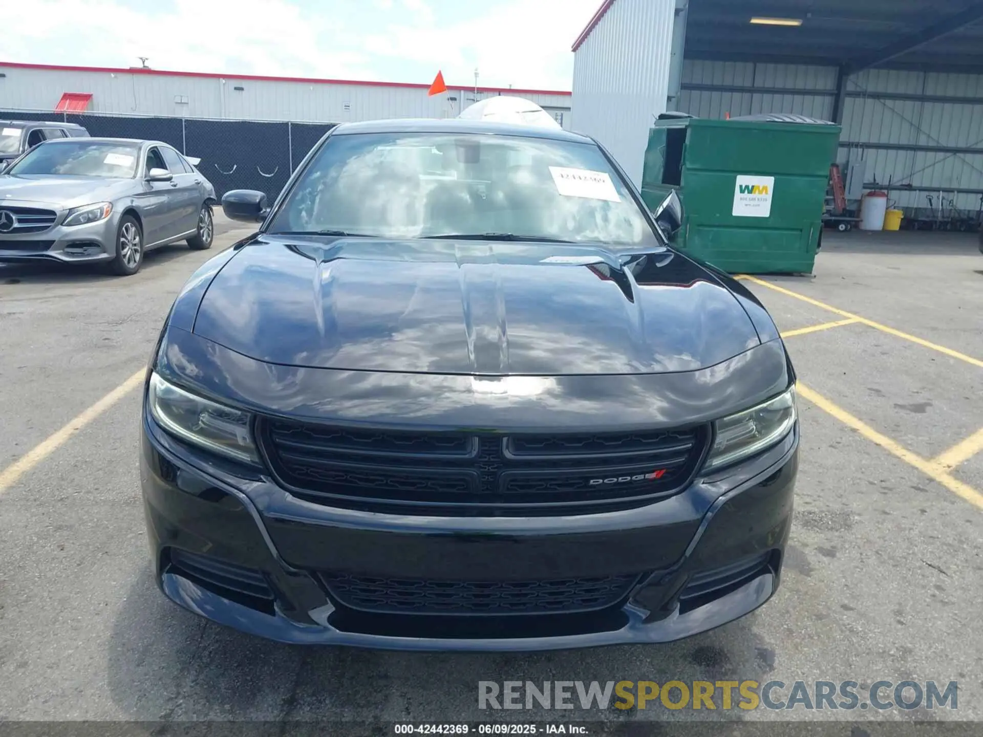 12 fotografías del automóvil dañado 2C3CDXBG5MH515442 DODGE CHARGER 2021