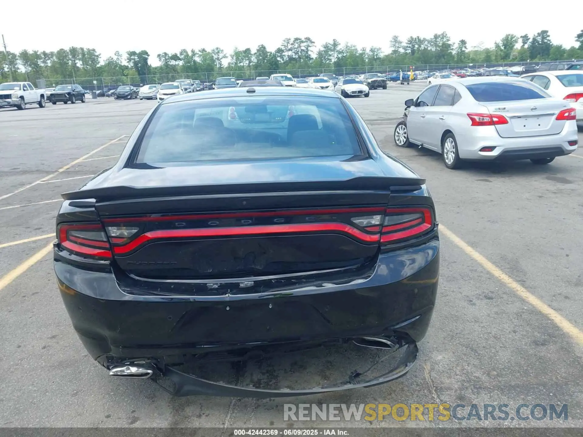 16 fotografías del automóvil dañado 2C3CDXBG5MH515442 DODGE CHARGER 2021