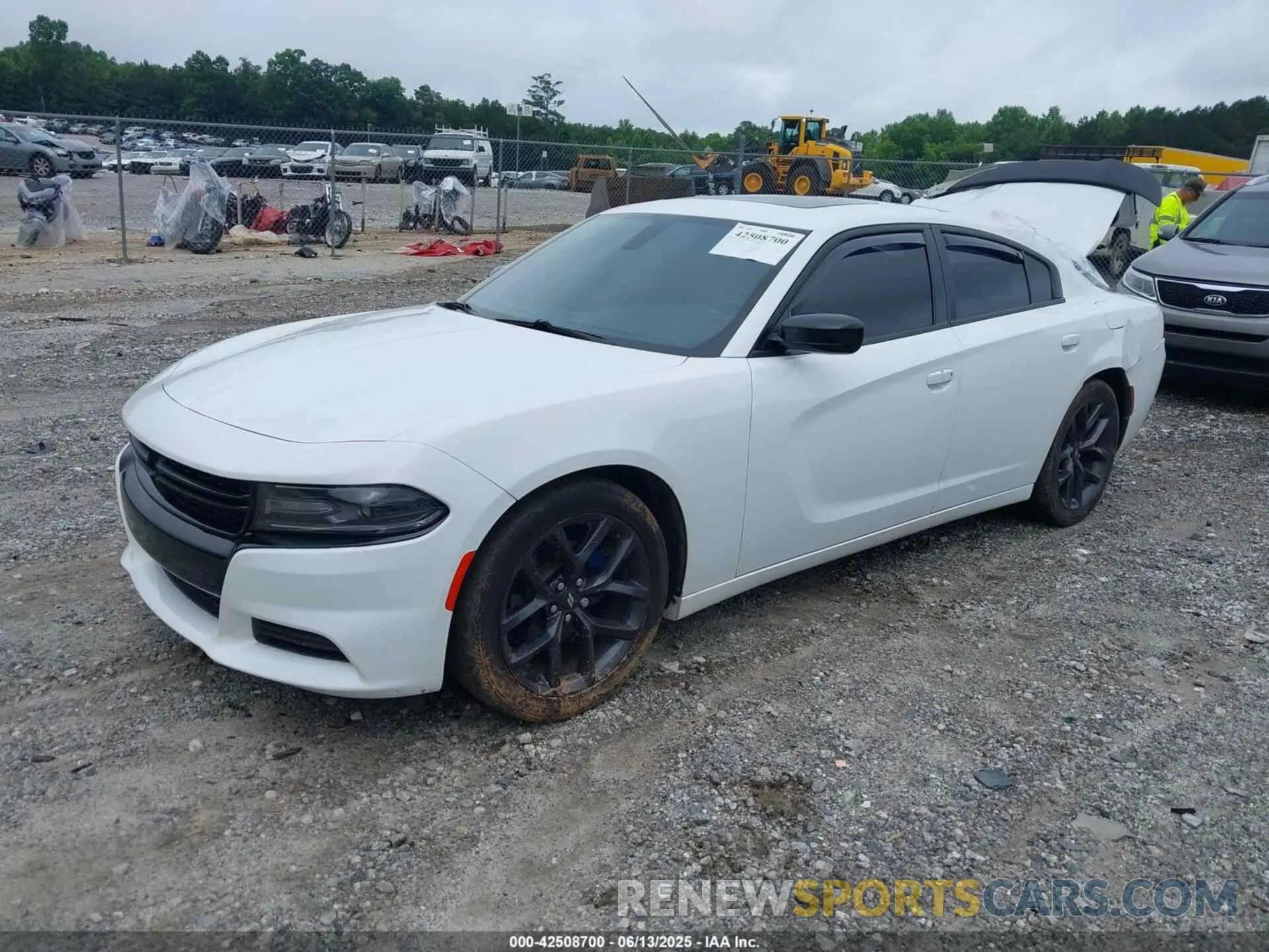 2 fotografías del automóvil dañado 2C3CDXBG6MH633192 DODGE CHARGER 2021