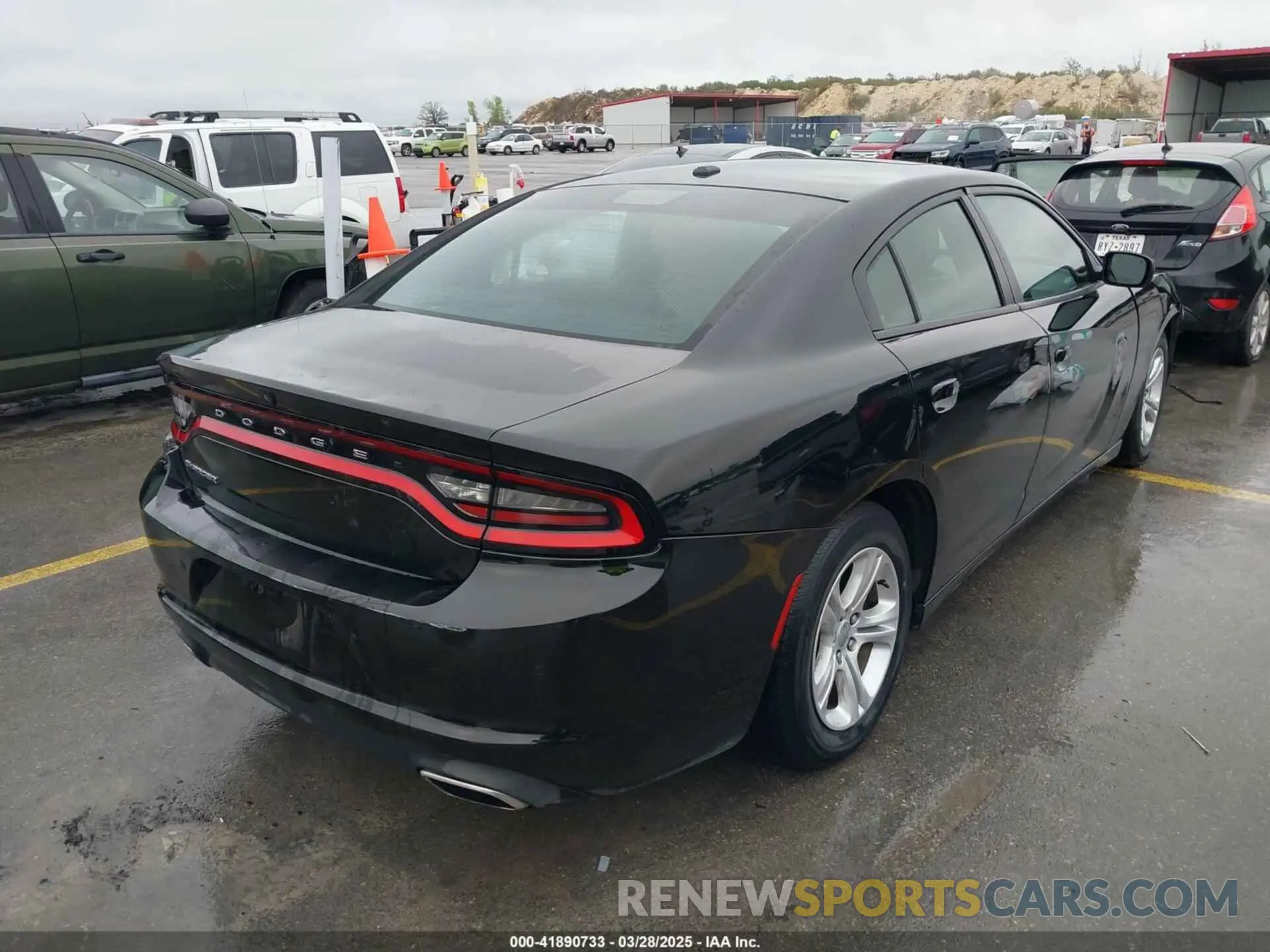 4 fotografías del automóvil dañado 2C3CDXBG7MH503597 DODGE CHARGER 2021