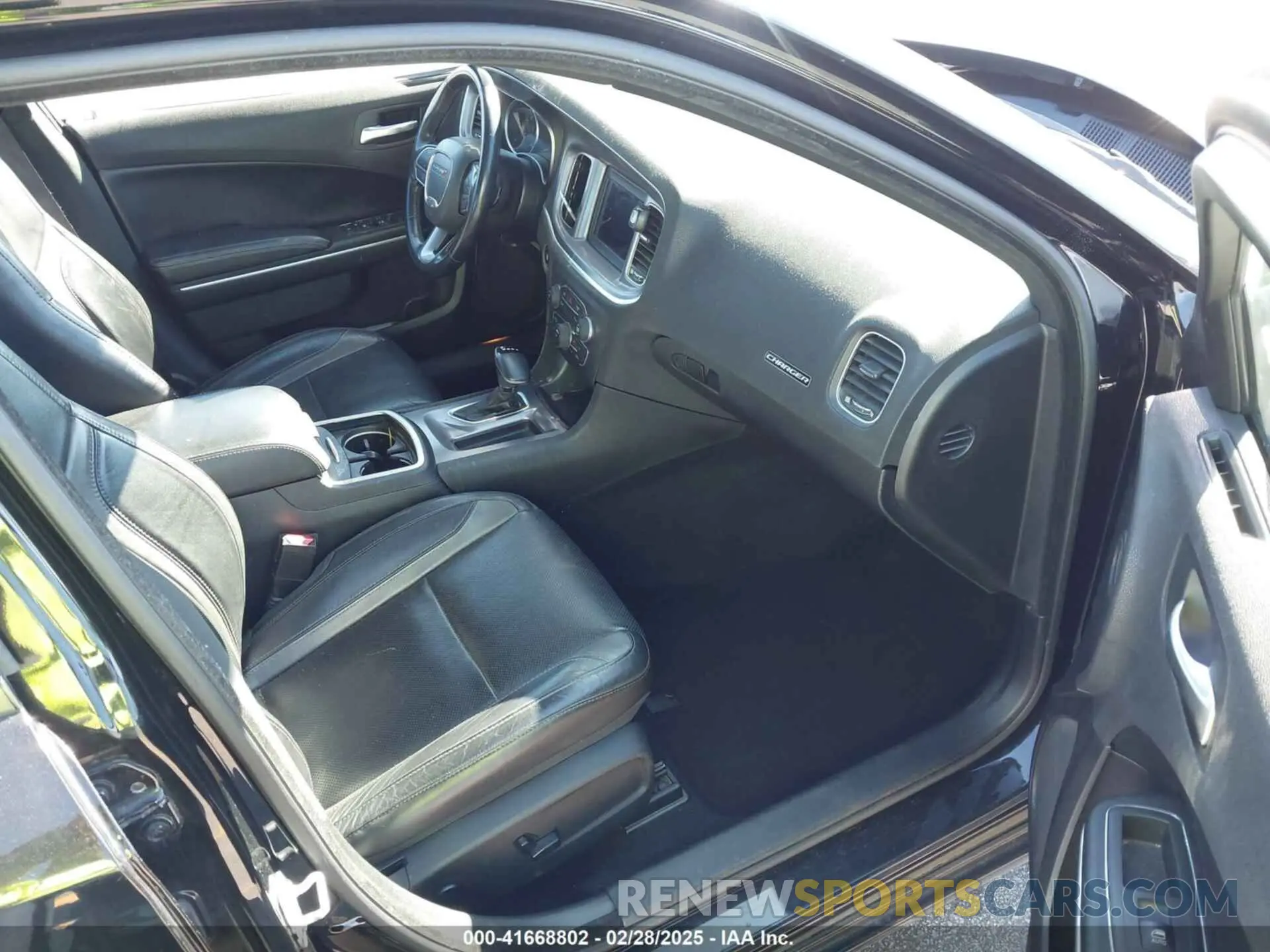 5 fotografías del automóvil dañado 2C3CDXBG7MH510906 DODGE CHARGER 2021