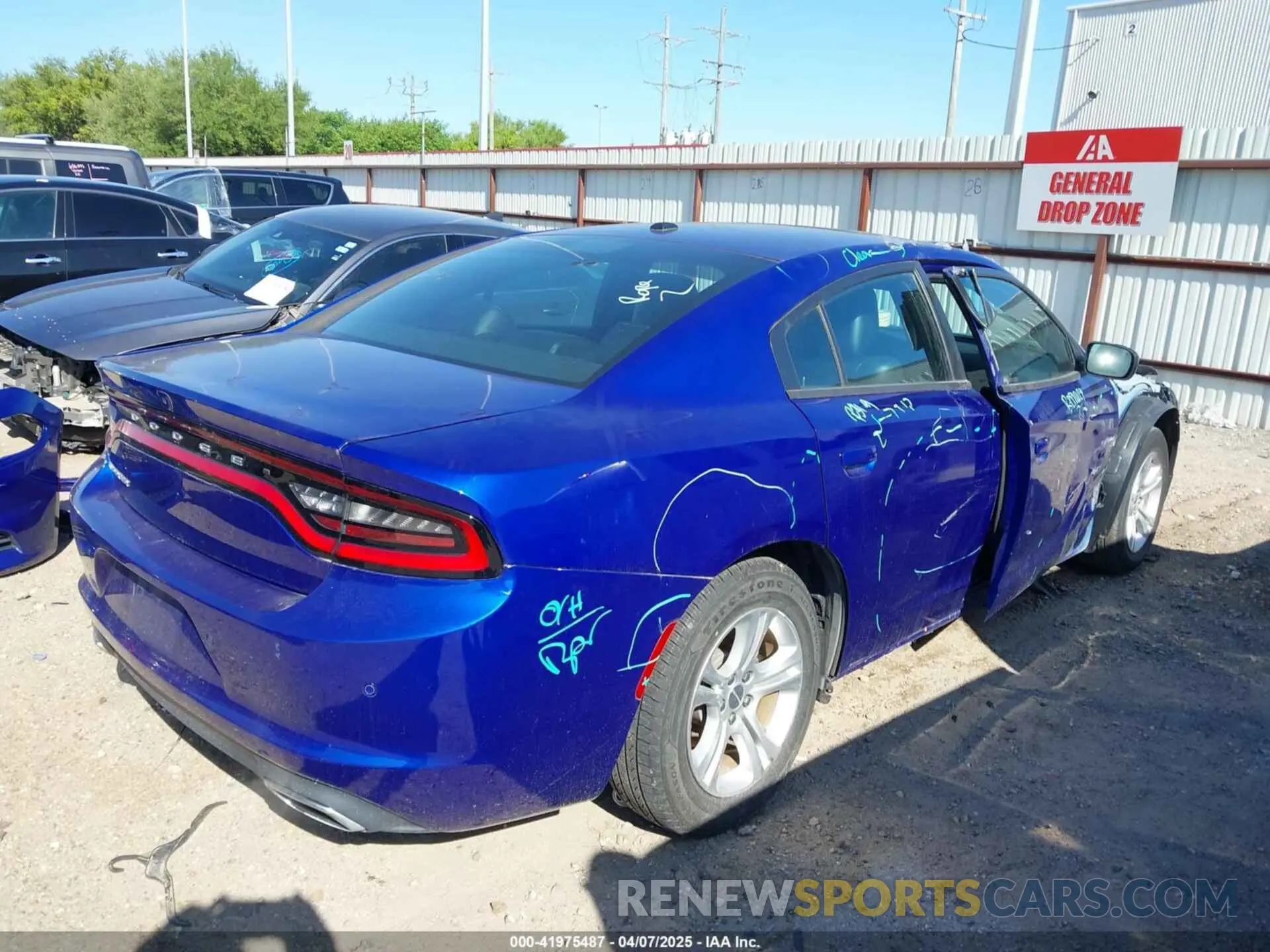 4 fotografías del automóvil dañado 2C3CDXBG7MH511165 DODGE CHARGER 2021