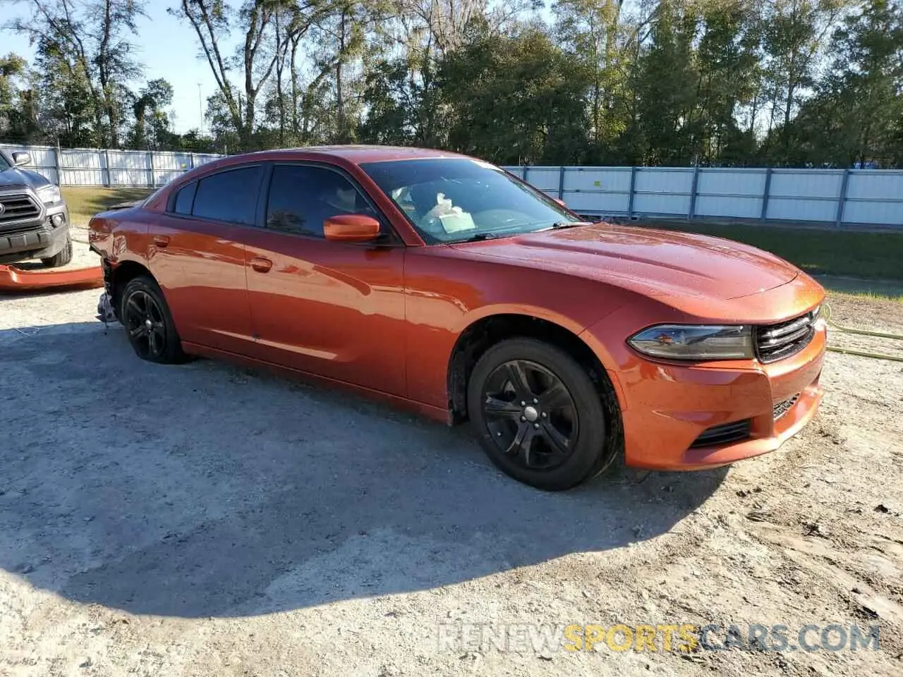 4 fotografías del automóvil dañado 2C3CDXBG7MH642712 DODGE CHARGER 2021
