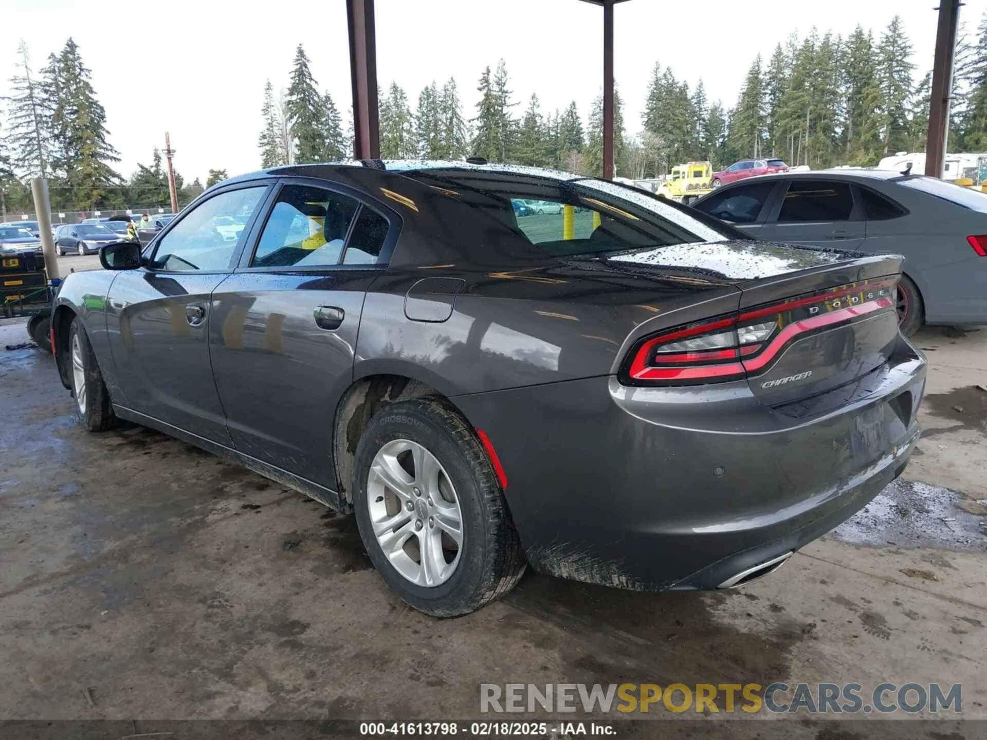 3 fotografías del automóvil dañado 2C3CDXBG8MH624946 DODGE CHARGER 2021