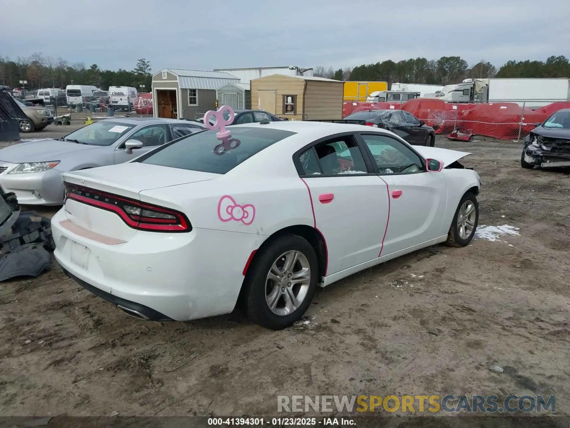 4 fotografías del automóvil dañado 2C3CDXBG9MH535175 DODGE CHARGER 2021
