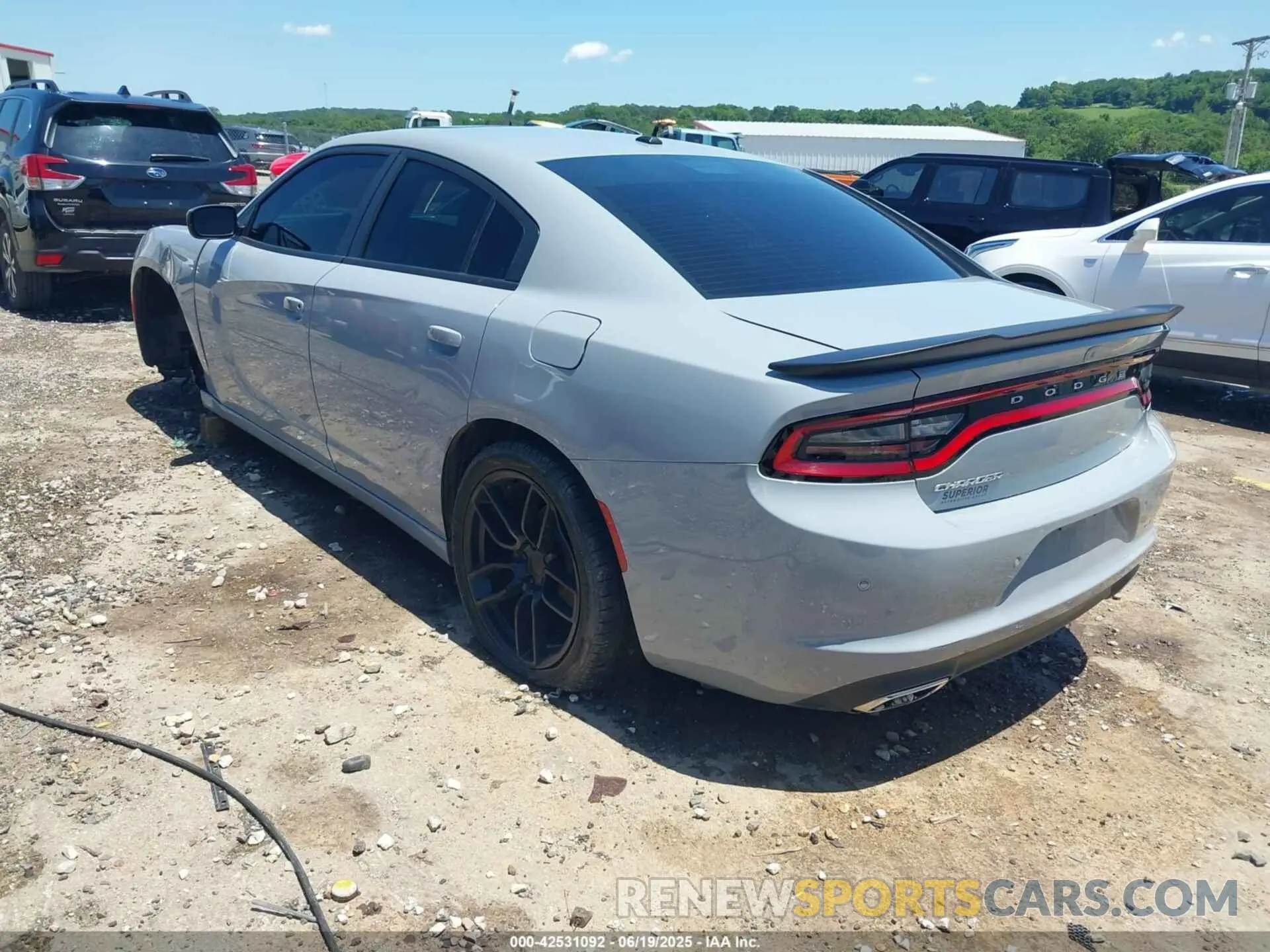 3 fotografías del automóvil dañado 2C3CDXBG9MH548167 DODGE CHARGER 2021