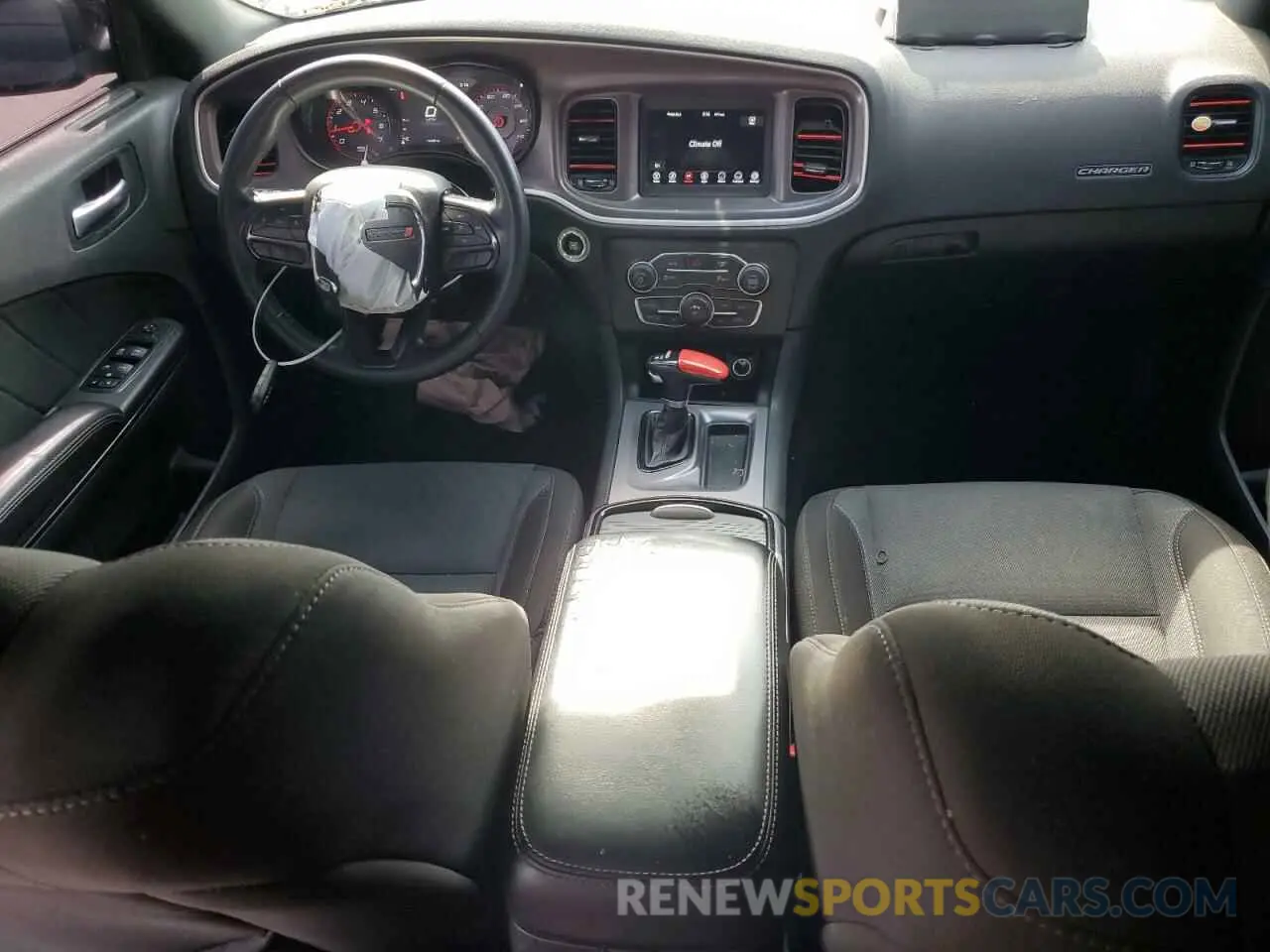 8 fotografías del automóvil dañado 2C3CDXBG9MH682354 DODGE CHARGER 2021