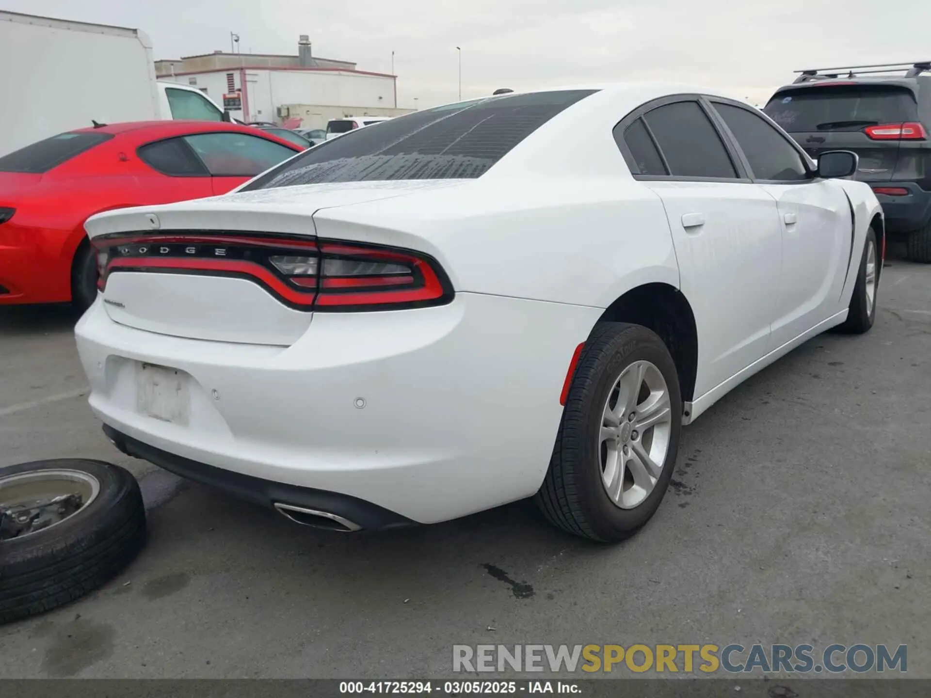4 fotografías del automóvil dañado 2C3CDXBGXMH514870 DODGE CHARGER 2021